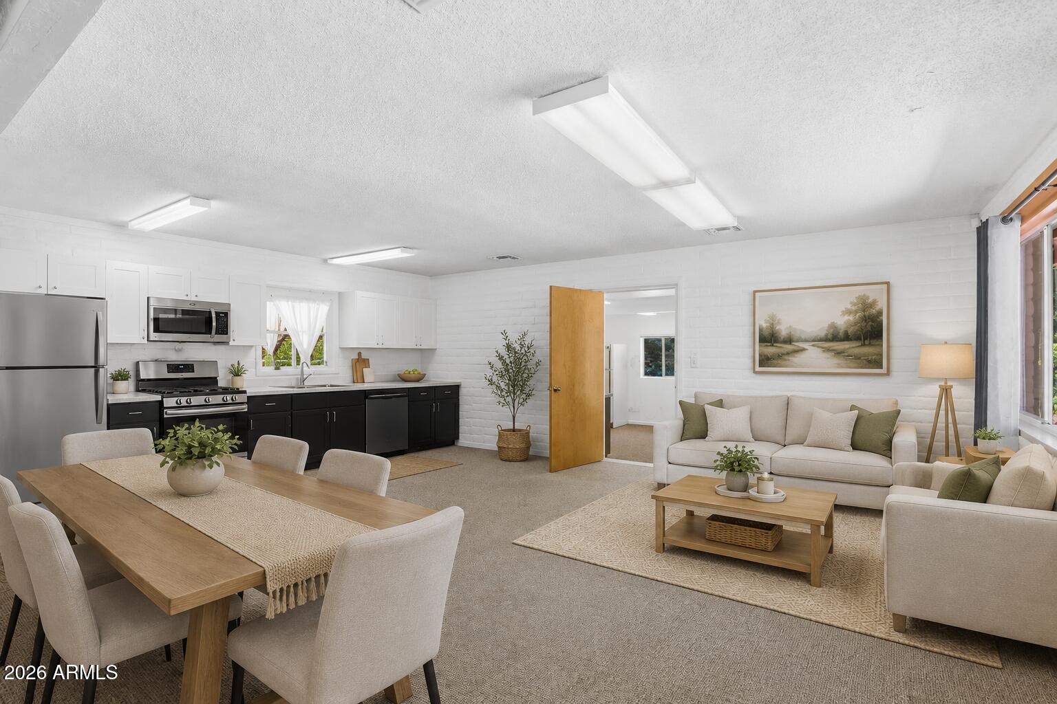 CHRISTOPHER CREEK - Commercial Sale
