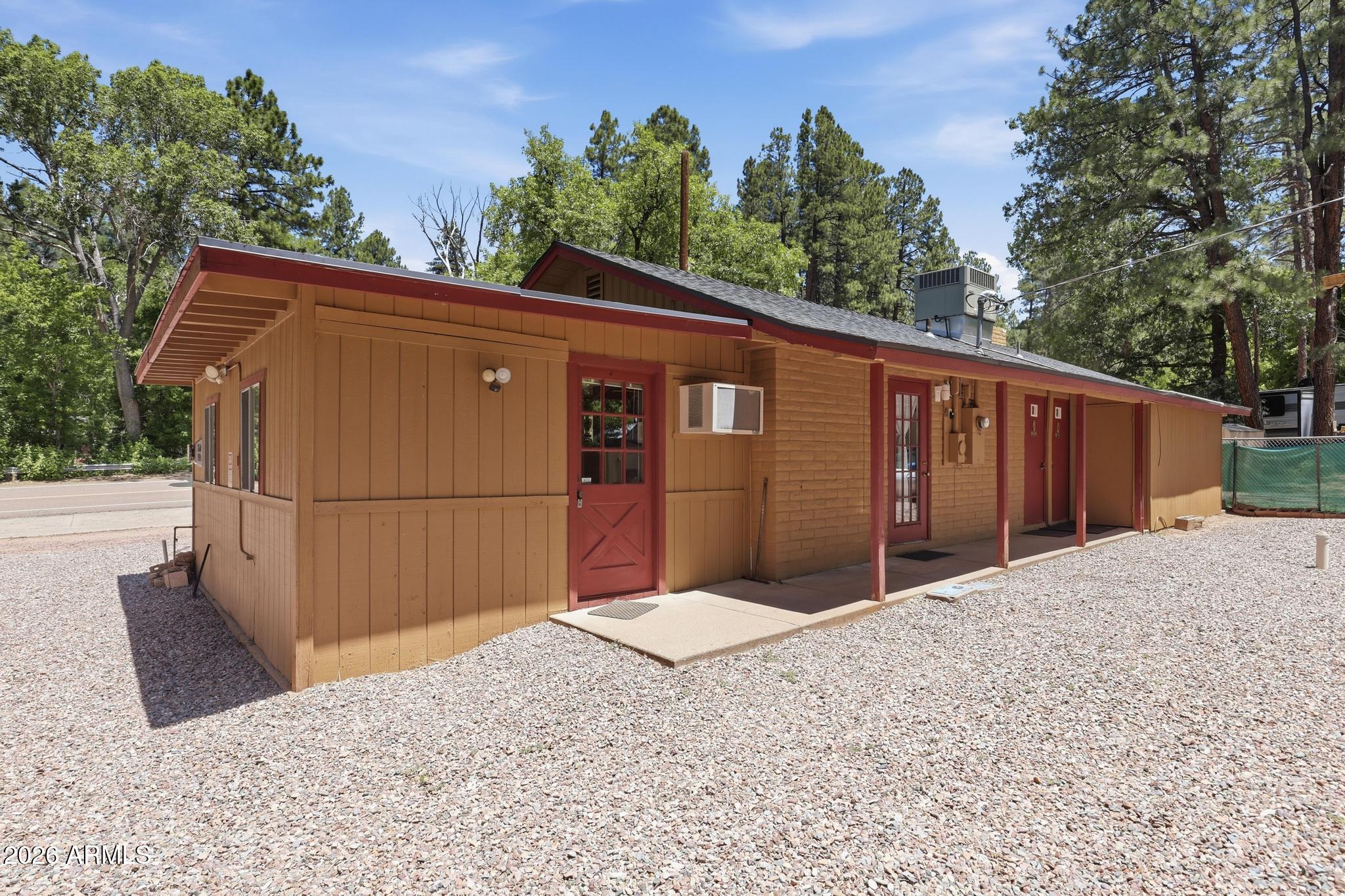 CHRISTOPHER CREEK - Commercial Sale