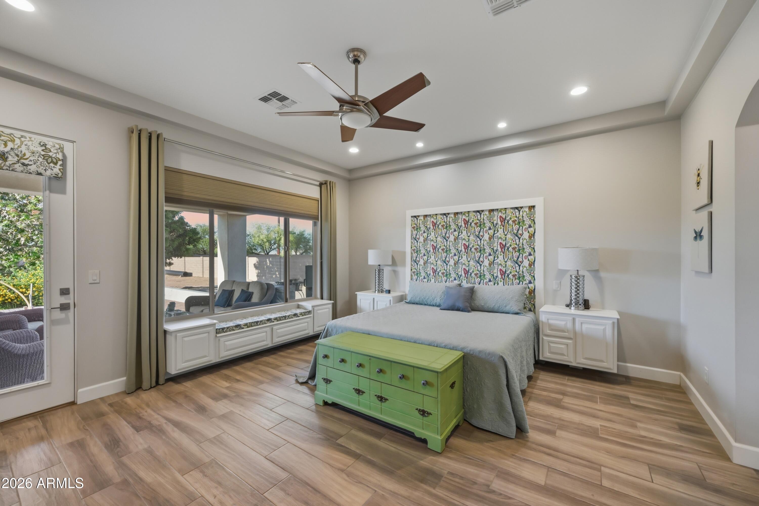 CREEKSIDE ESTATES - Residential
