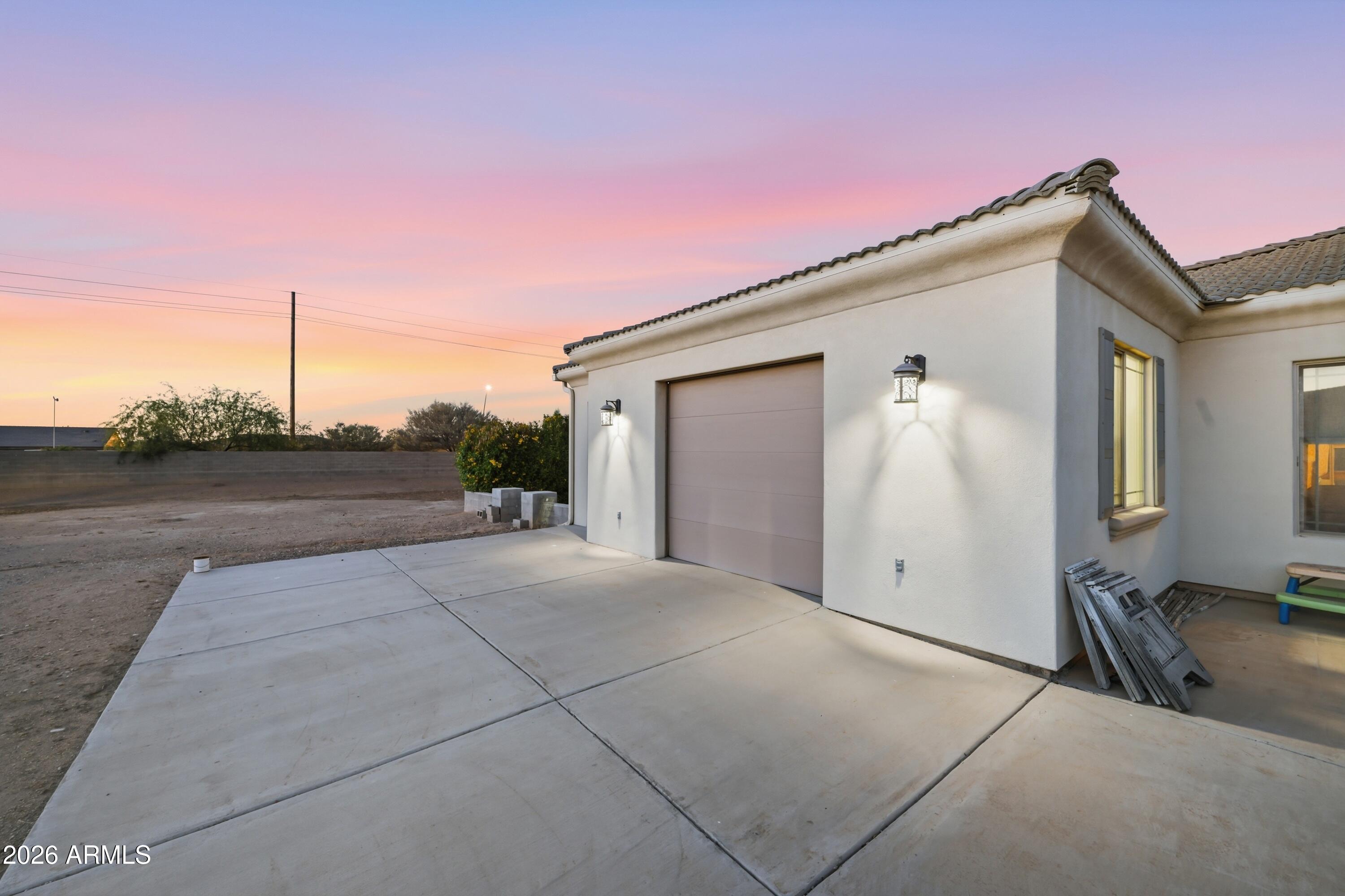 CREEKSIDE ESTATES - Residential