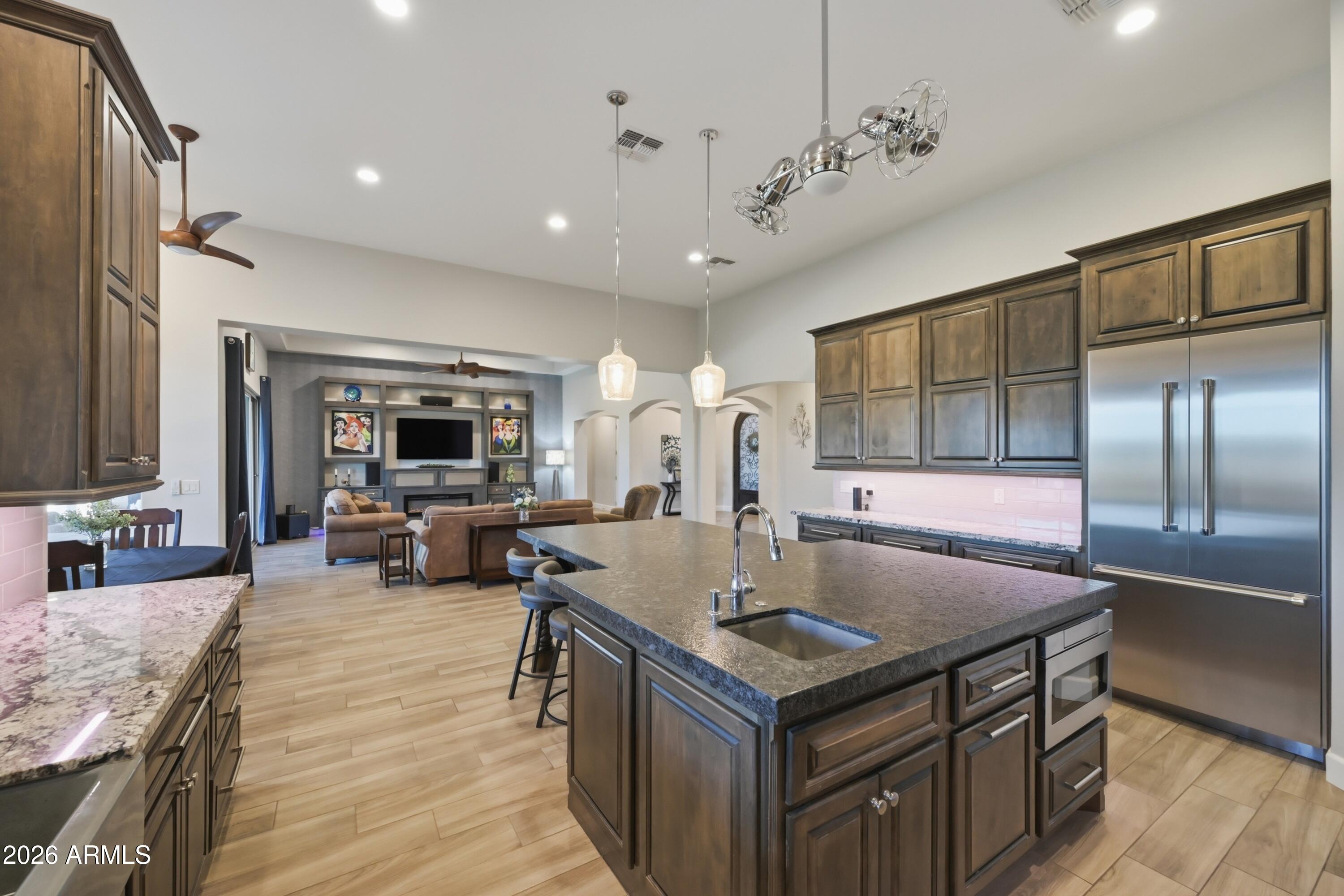 CREEKSIDE ESTATES - Residential