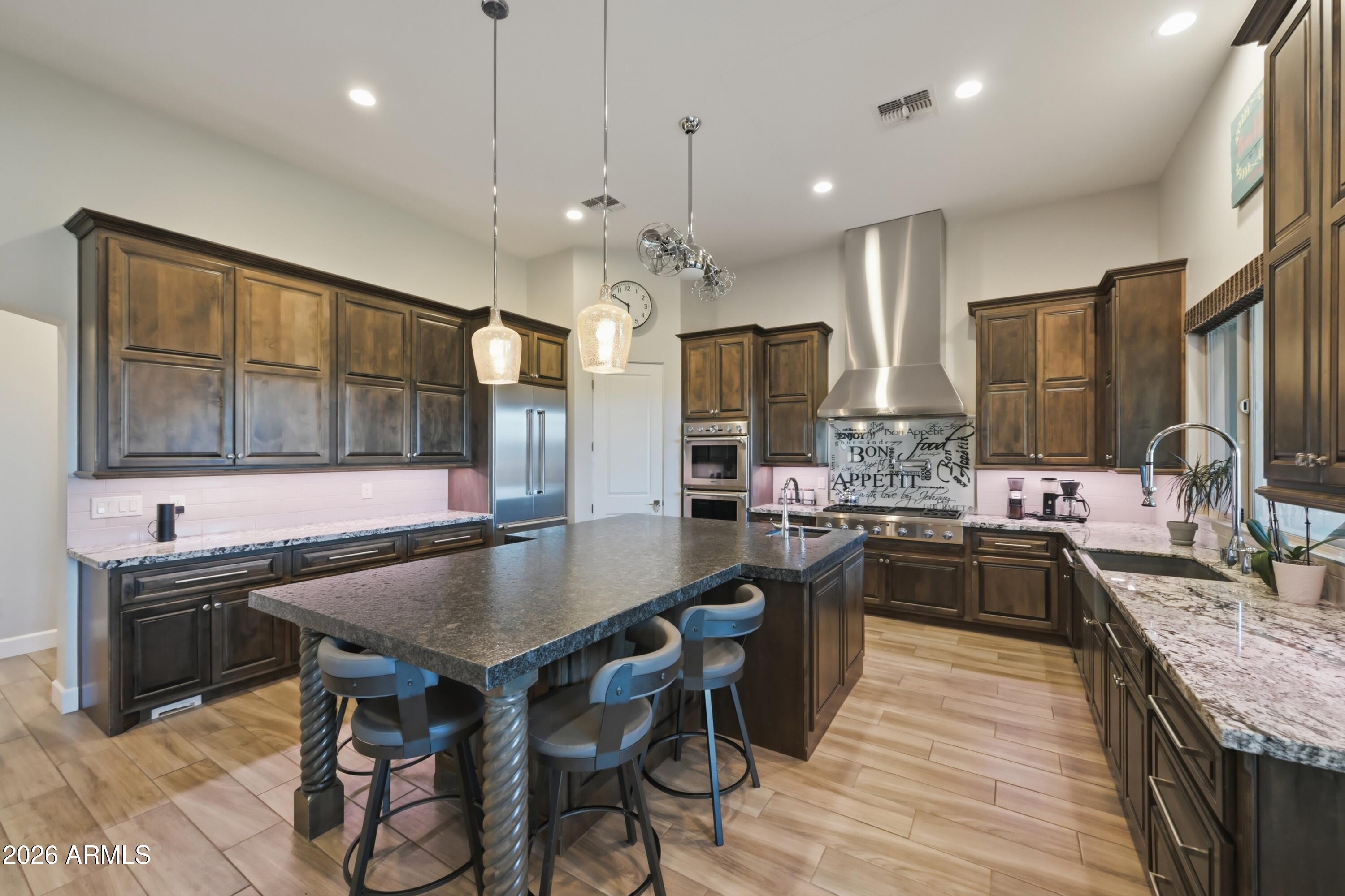 CREEKSIDE ESTATES - Residential