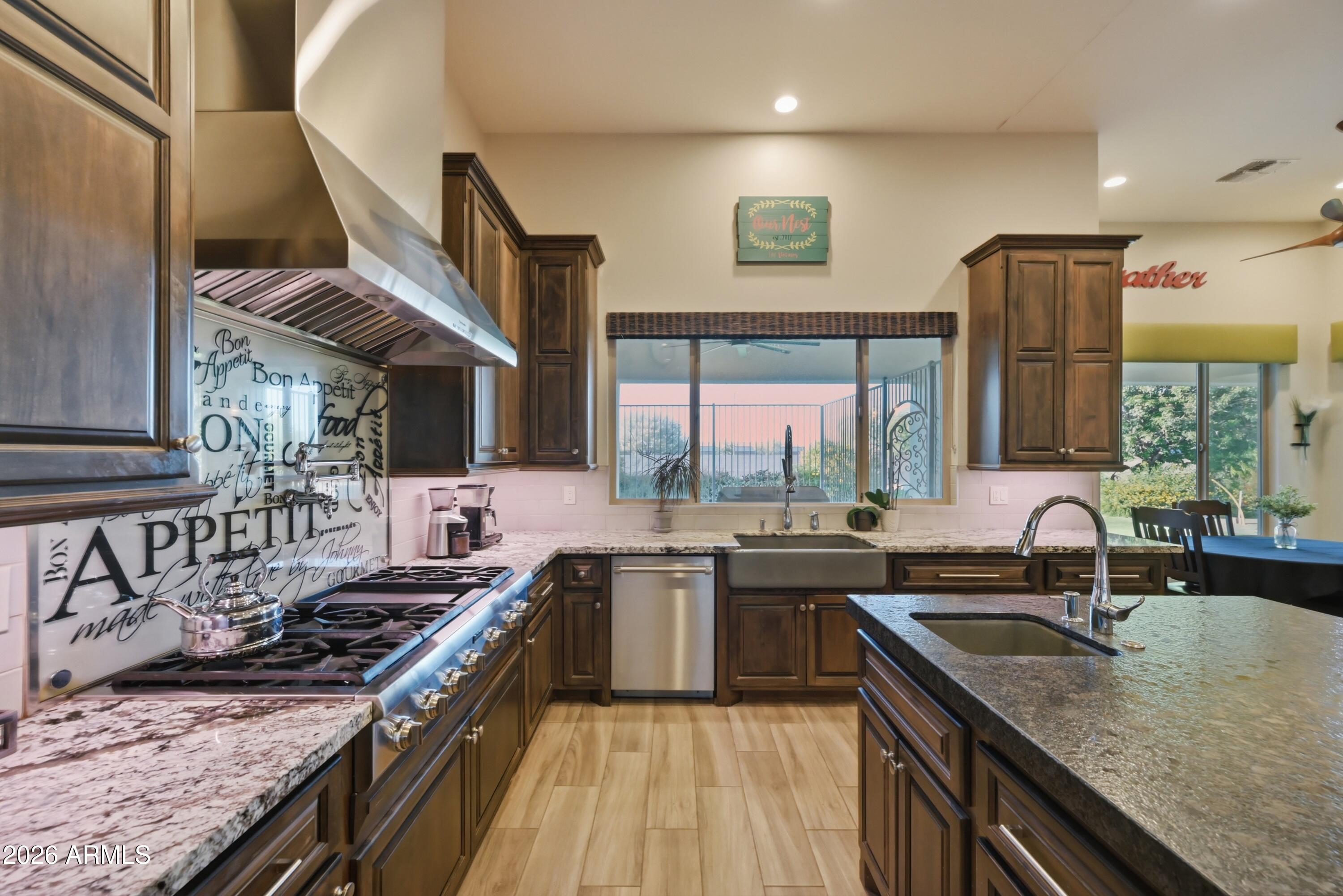 CREEKSIDE ESTATES - Residential