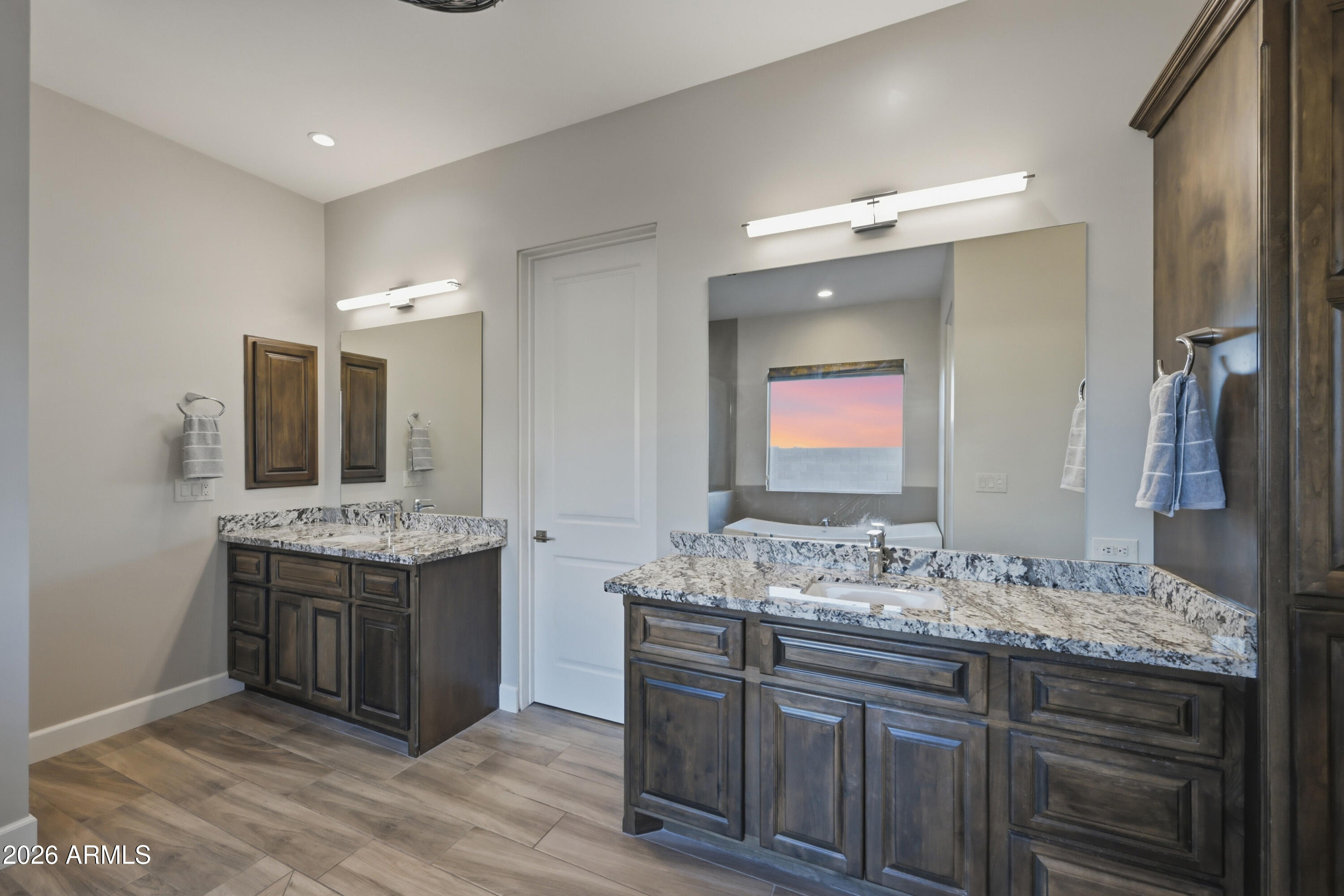 CREEKSIDE ESTATES - Residential