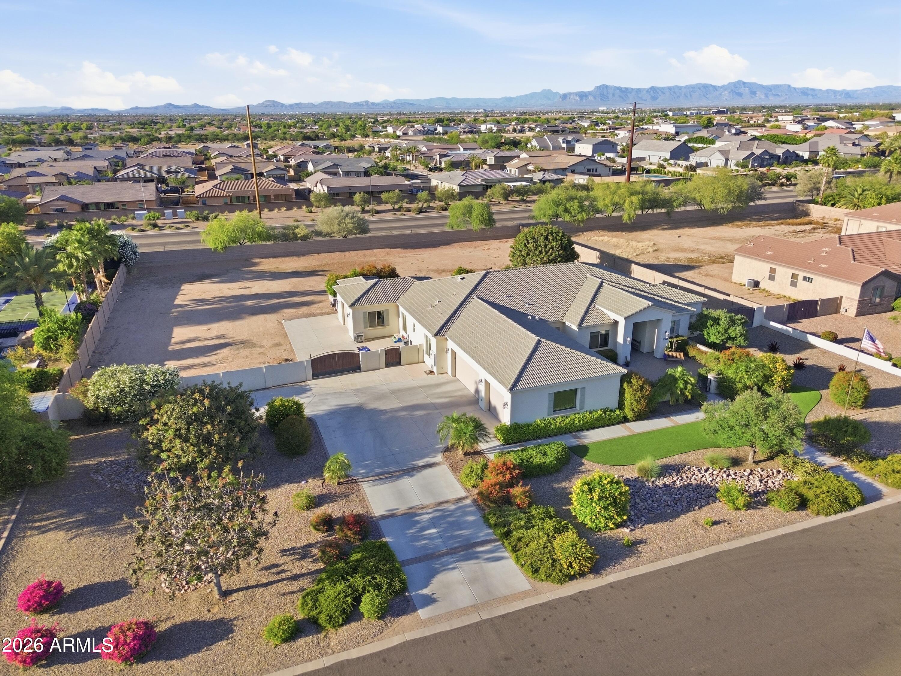 CREEKSIDE ESTATES - Residential
