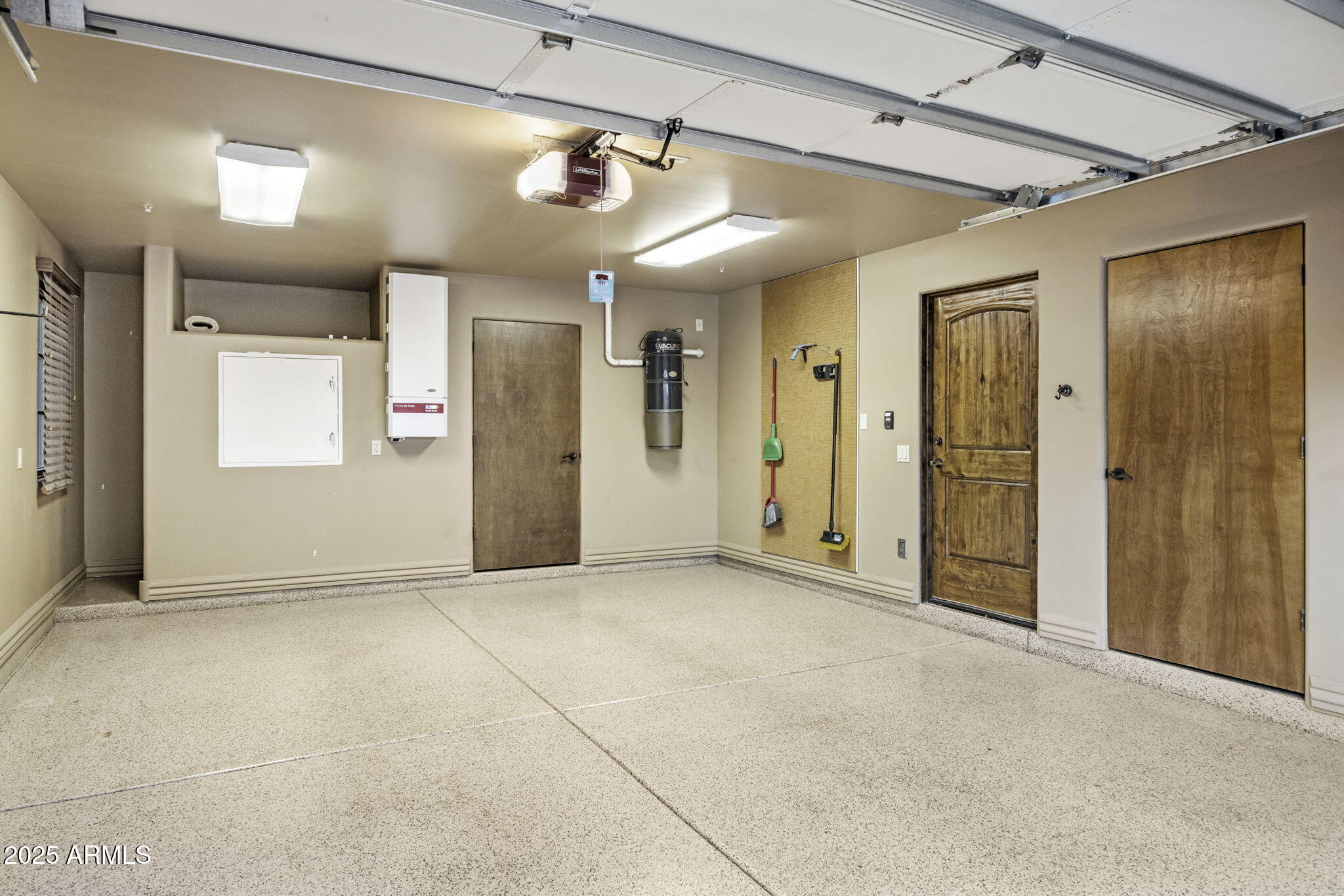 ARTESANO AT TROON CANYON - Residential
