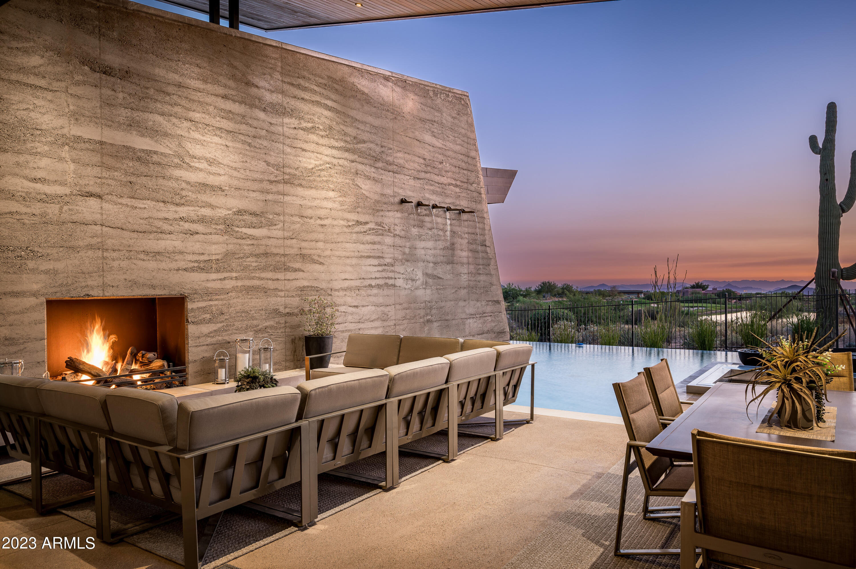 DESERT MOUNTAIN - Residential