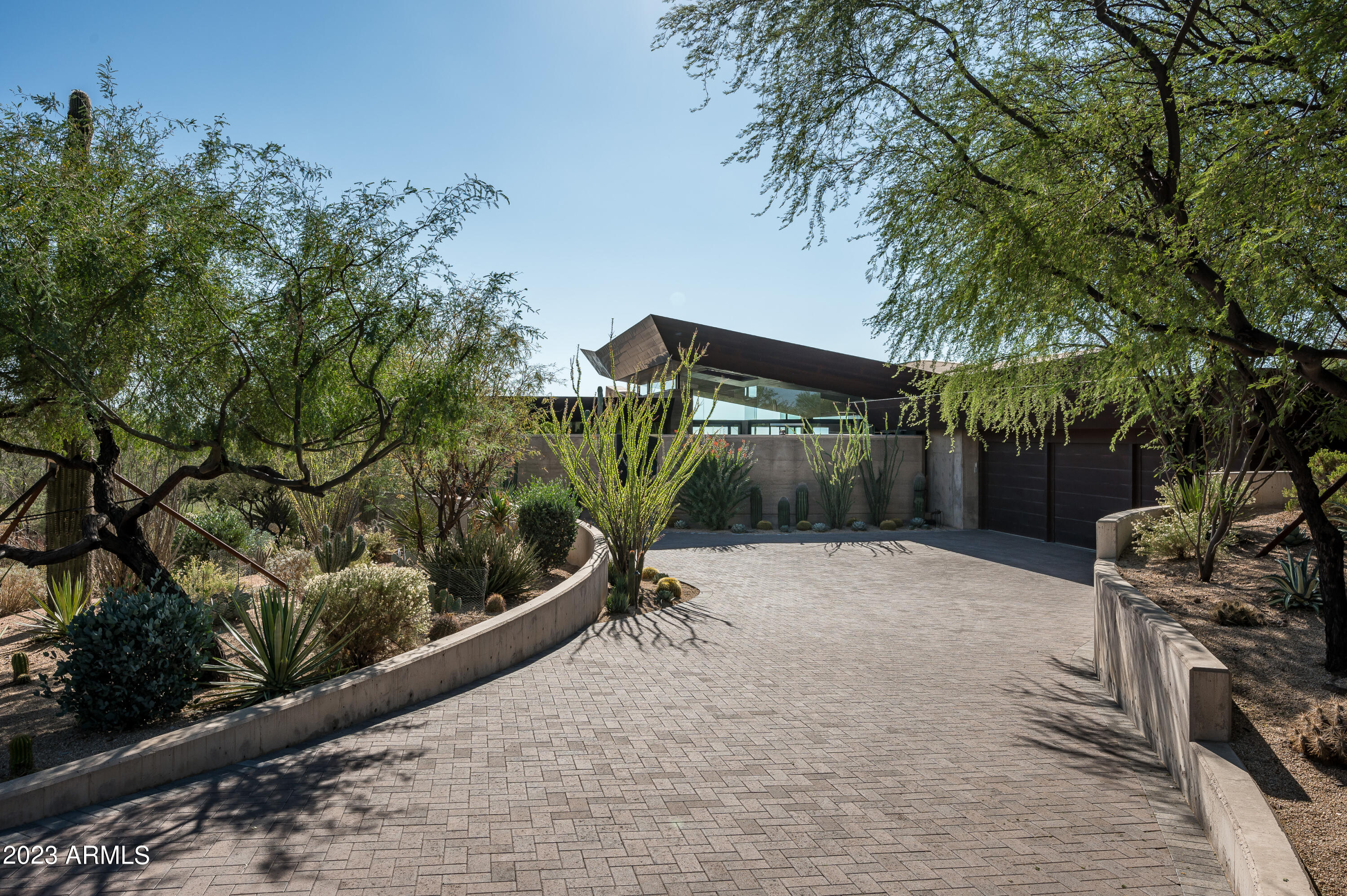DESERT MOUNTAIN - Residential