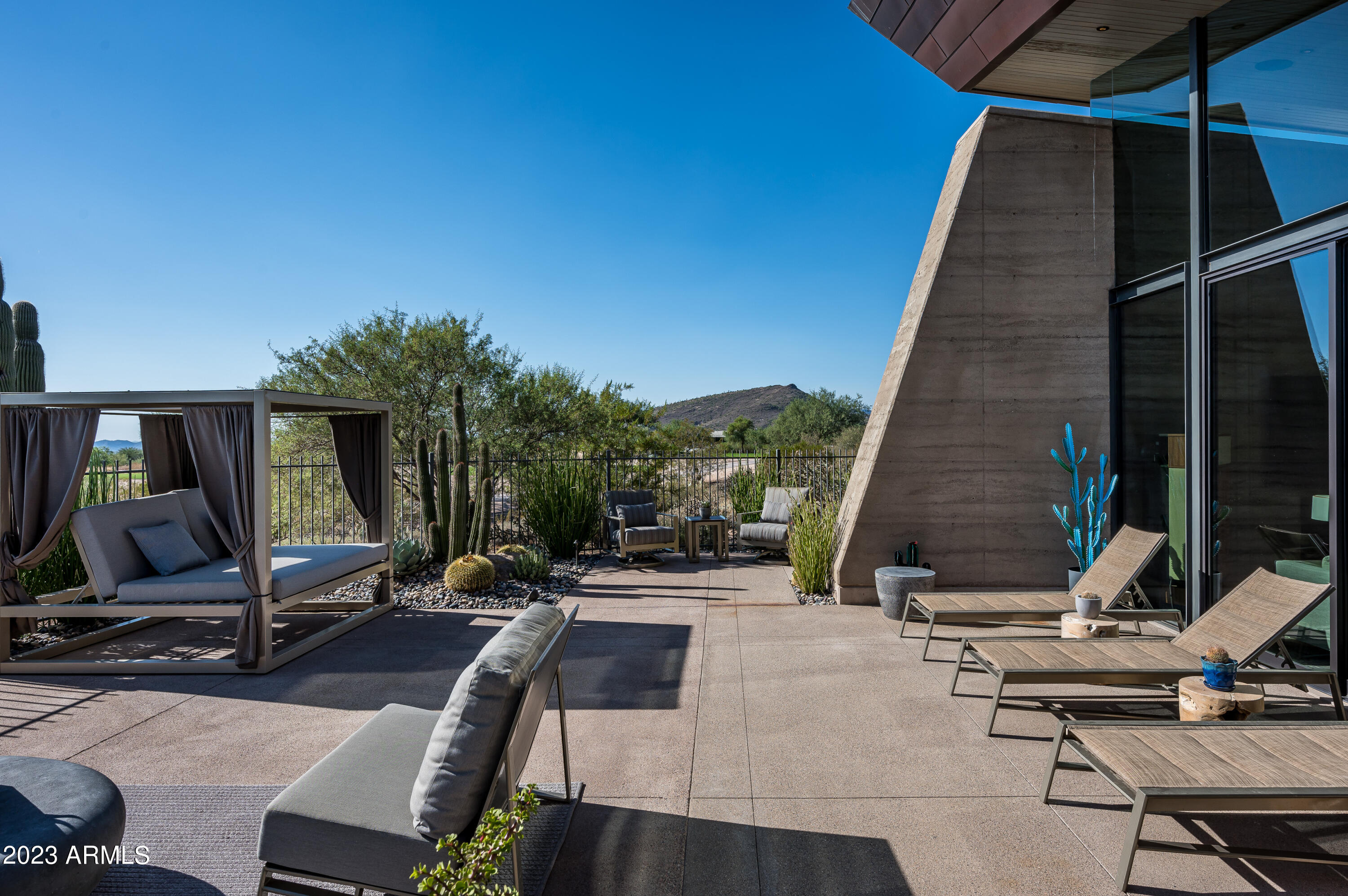 DESERT MOUNTAIN - Residential