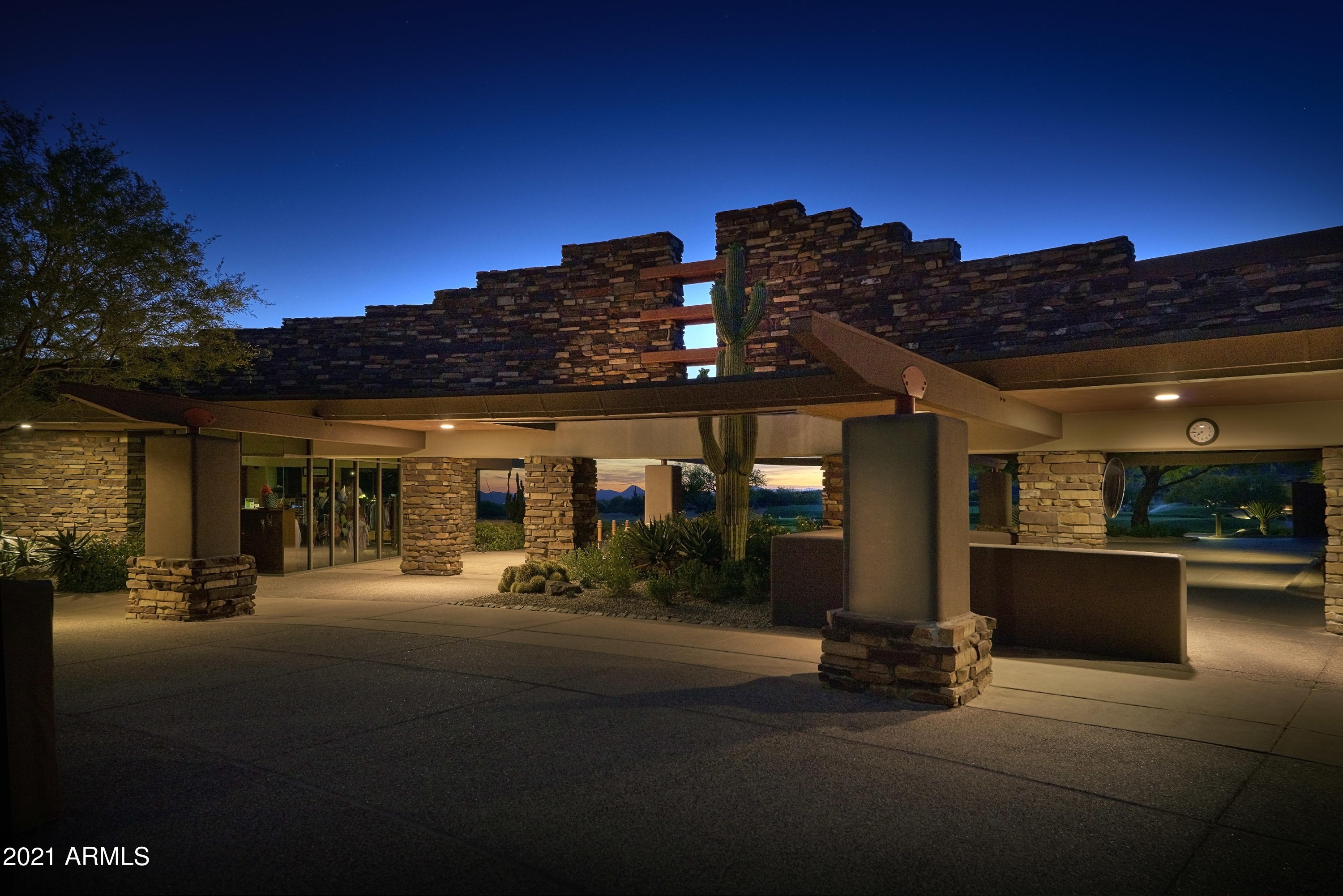 DESERT MOUNTAIN - Residential