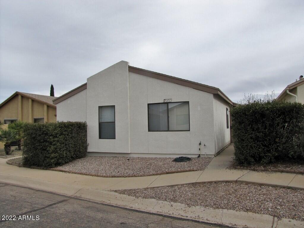 This 4BR/2BA/2CG home in Desert Shadows is centrally located in Sierra Vista, AZ minutes from Ft. Huachuca, shopping and schools. The home has an open floor plan and a community pool & spa. Call today