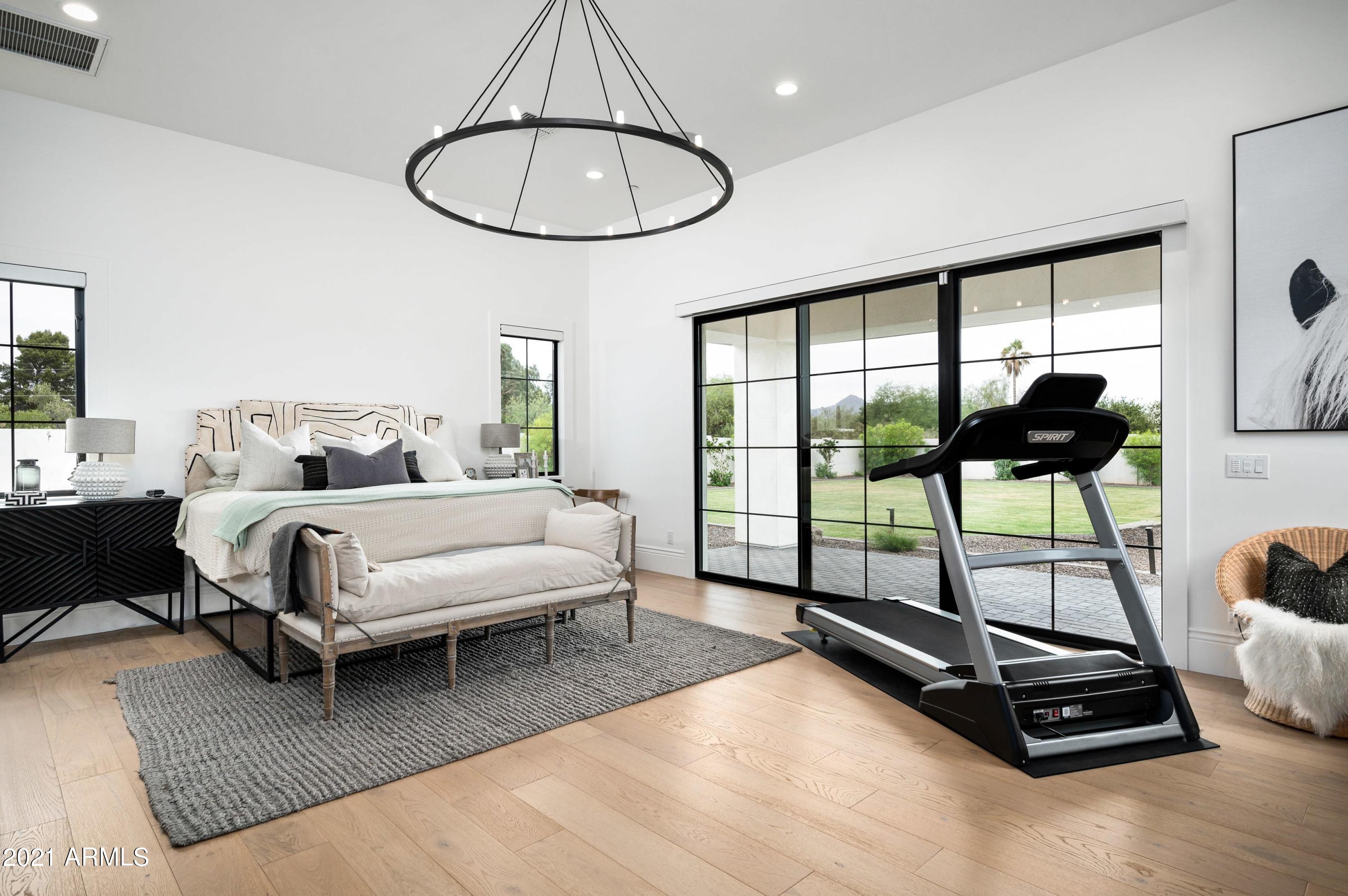 LOR VILLA ESTATES - Residential