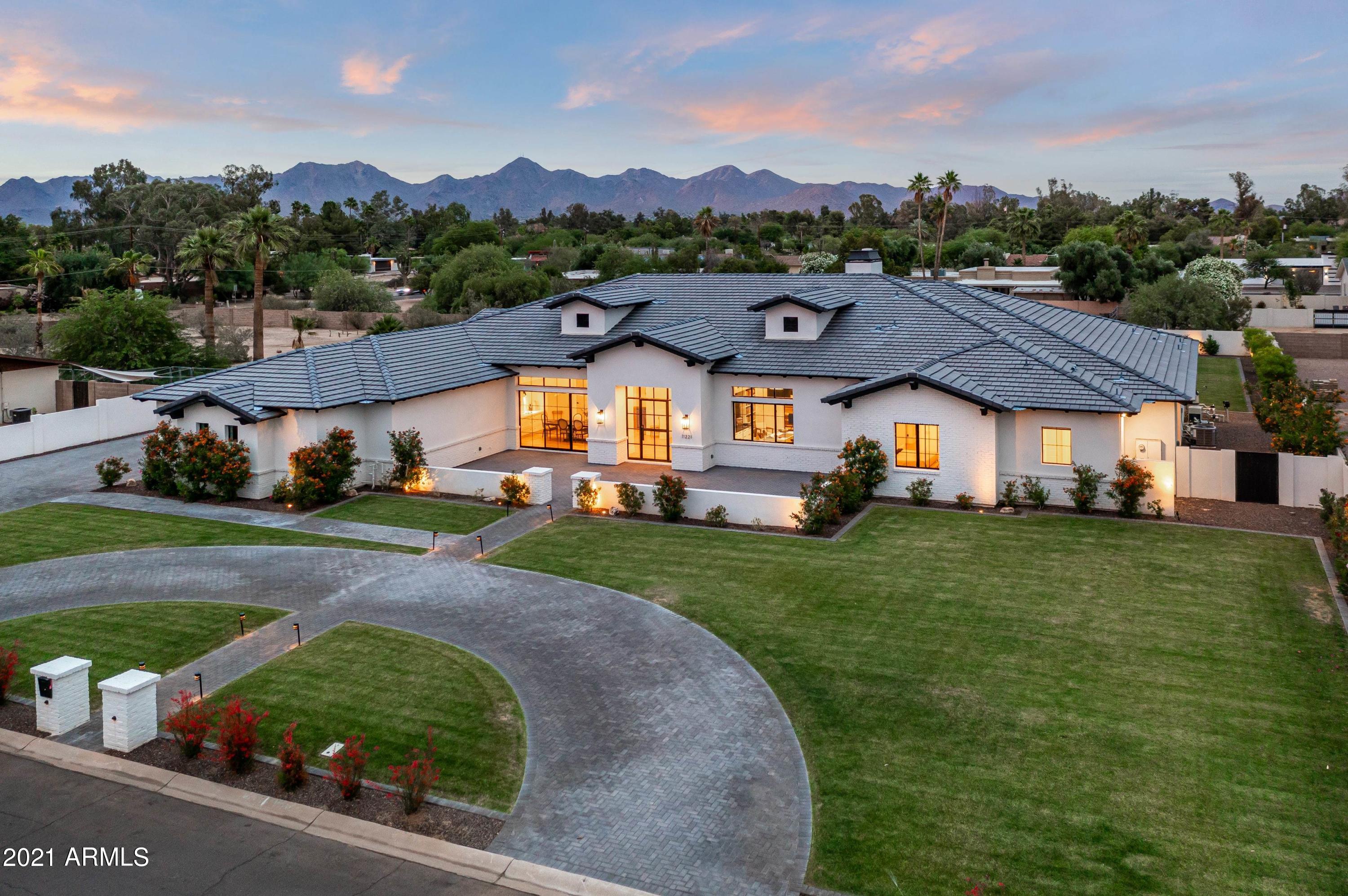LOR VILLA ESTATES - Residential