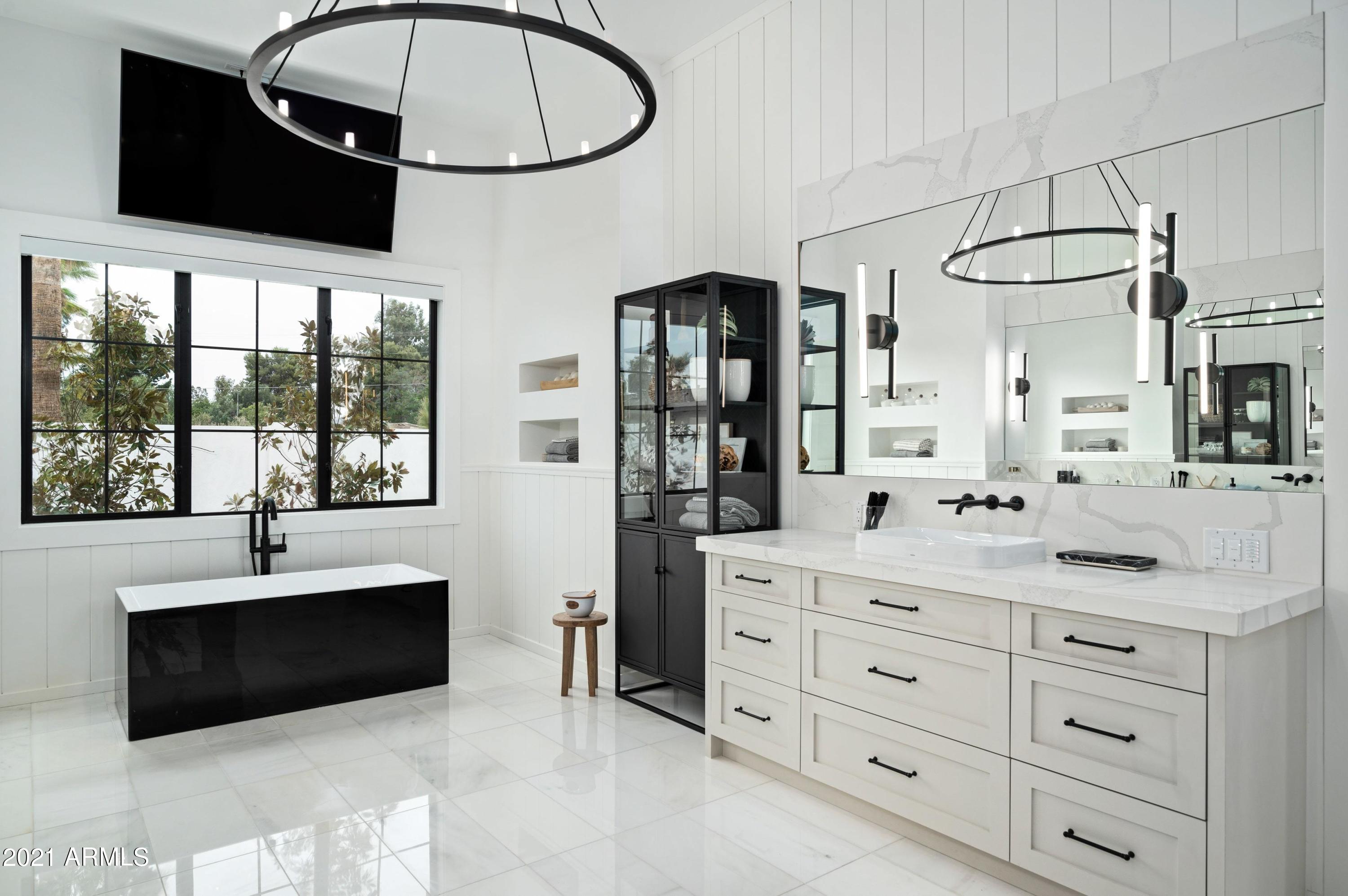 LOR VILLA ESTATES - Residential
