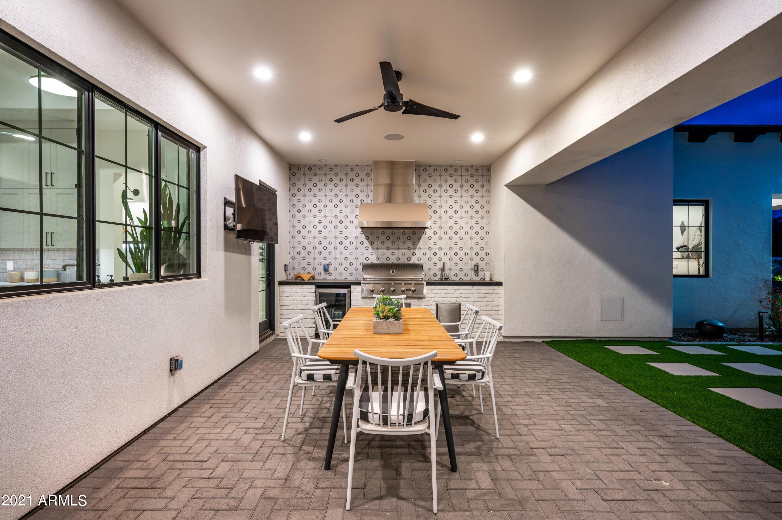 LOR VILLA ESTATES - Residential