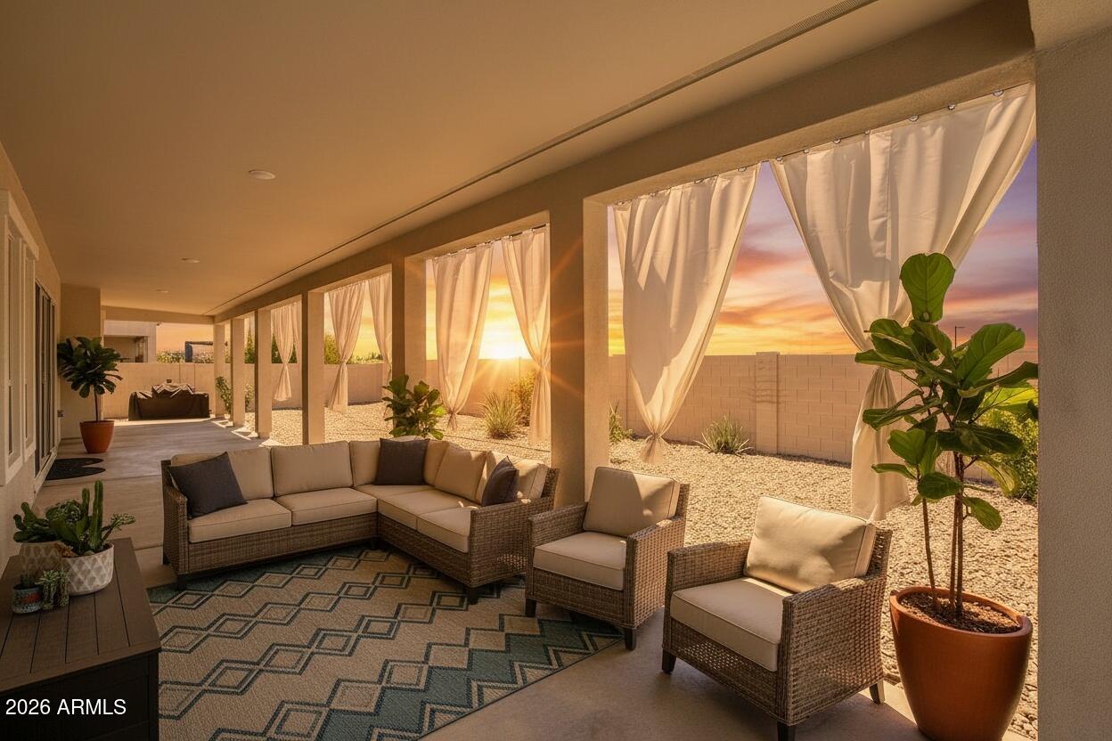 COMMONS AT SOUTH MOUNTAIN - Residential