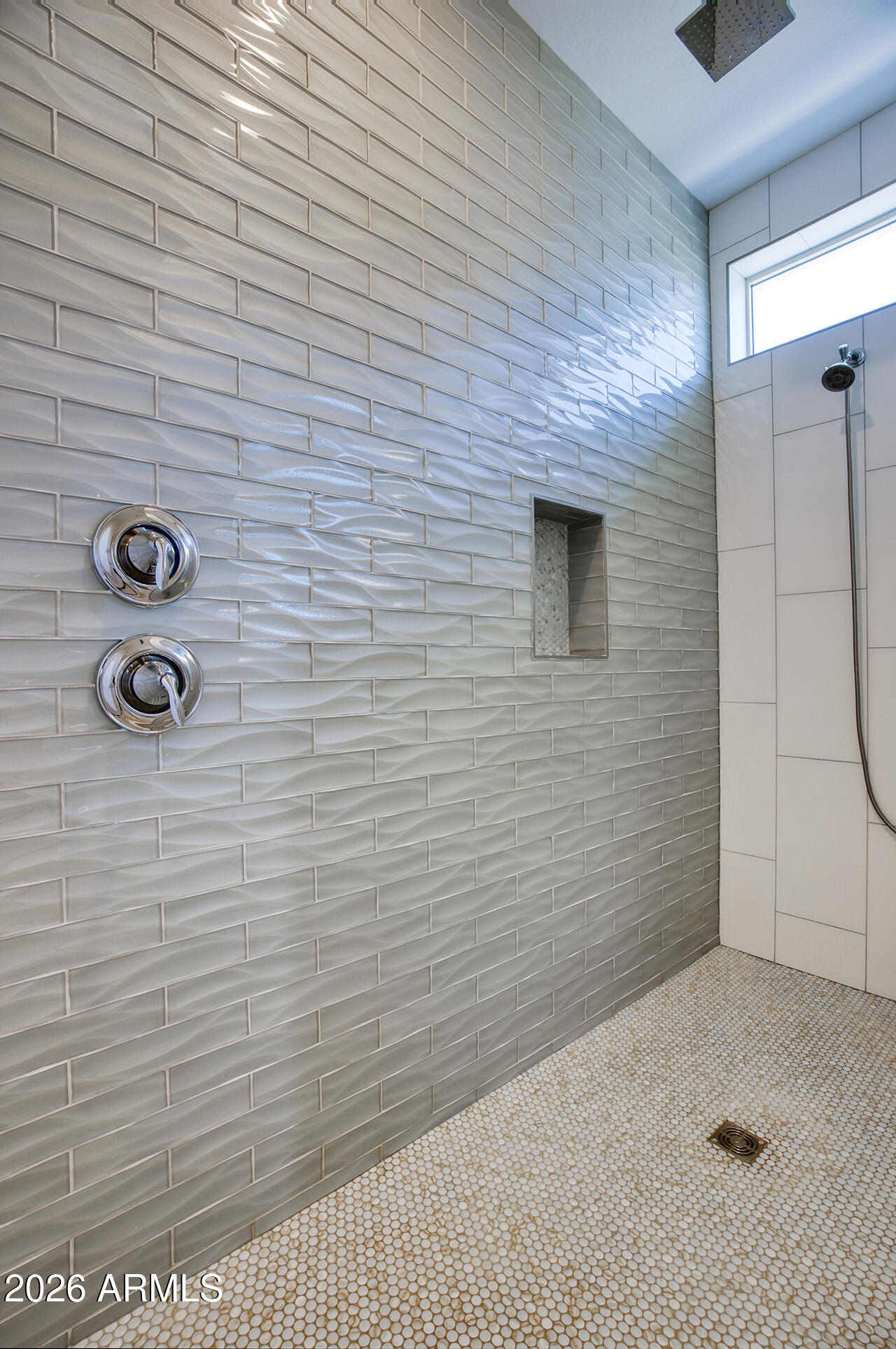 COMMONS AT SOUTH MOUNTAIN - Residential