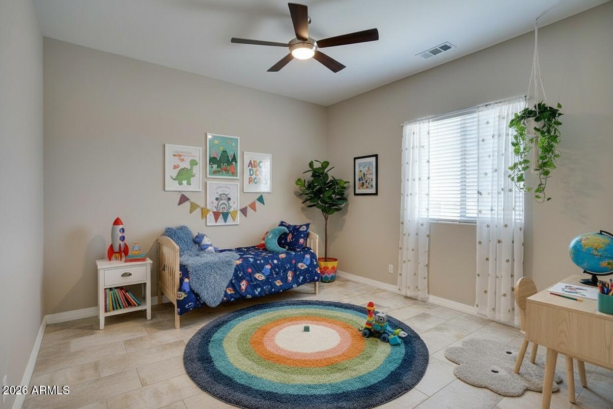 COMMONS AT SOUTH MOUNTAIN - Residential
