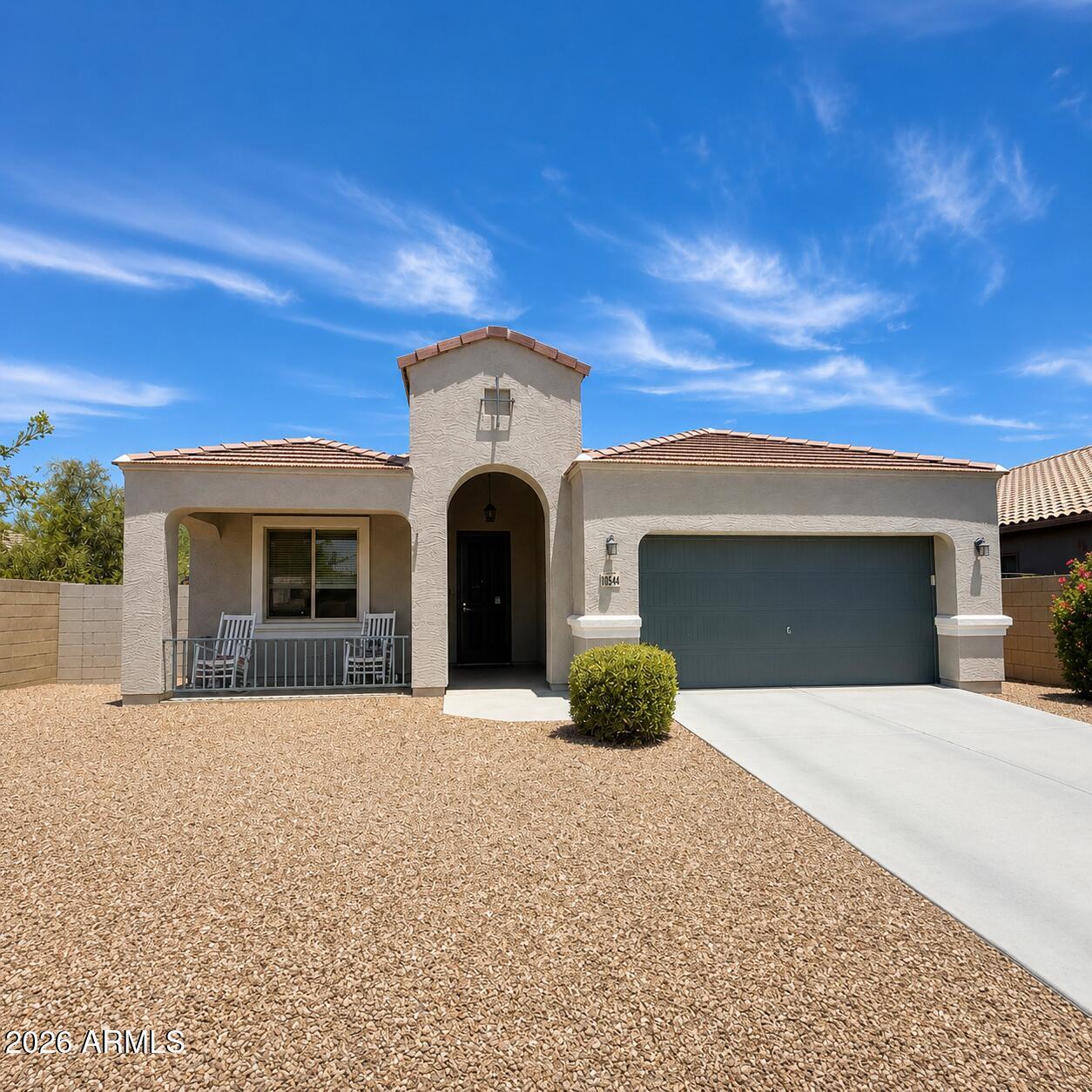 Beautifully designed DR Horton Salerno floorplan offering 3 bedrooms, 2 bathrooms, a dedicated office/library, spacious family room,
generous dining space, and a relaxing primary retreat. Enjoy added privacy with no neighbors directly behind. The open-concept kitchen
features an oversized granite island, abundant cabinetry, a pantry, stainless steel appliances, and extensive prep space. Refrigerator,
washer, and dryer are included. Interior upgrades include 16'' tile flooring, brand-new carpet, two-tone paint, 8' raised-panel doors, and an impressive double sliding glass door. The primary suite includes dual sinks, a large walk-in shower, and an oversized walk-in closet.
Water softener and reverse osmosis system are also included. This move-in-ready home is ready to impress!