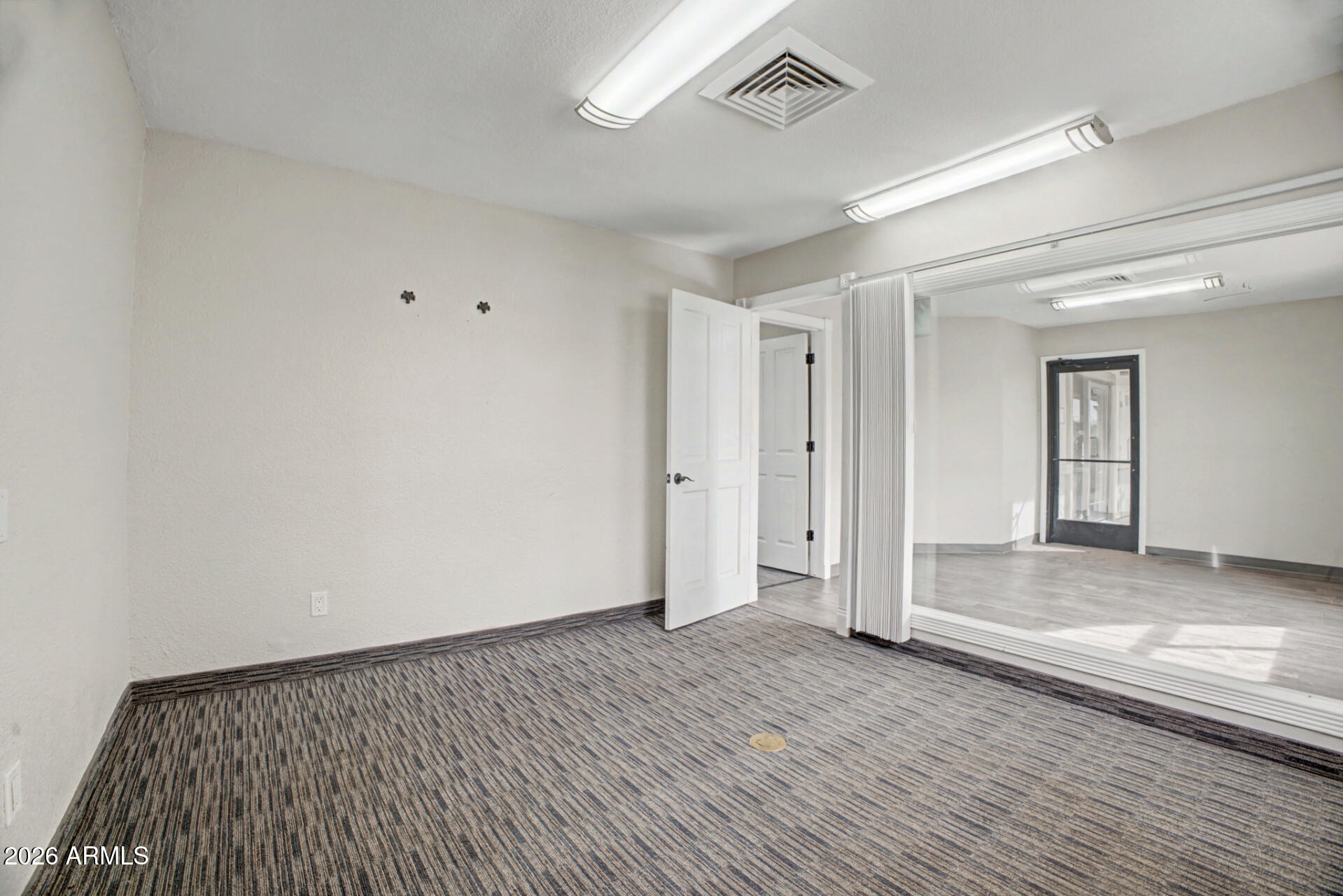 BOND ACRES - Commercial Sale