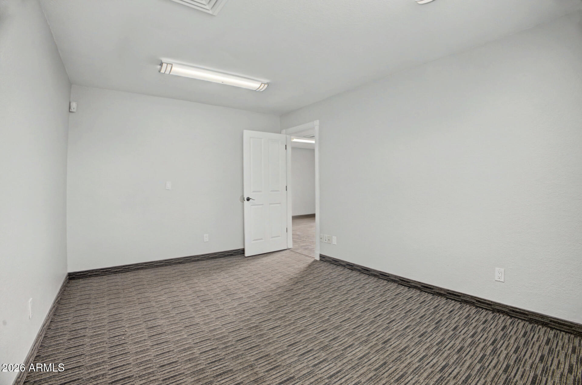 BOND ACRES - Commercial Sale