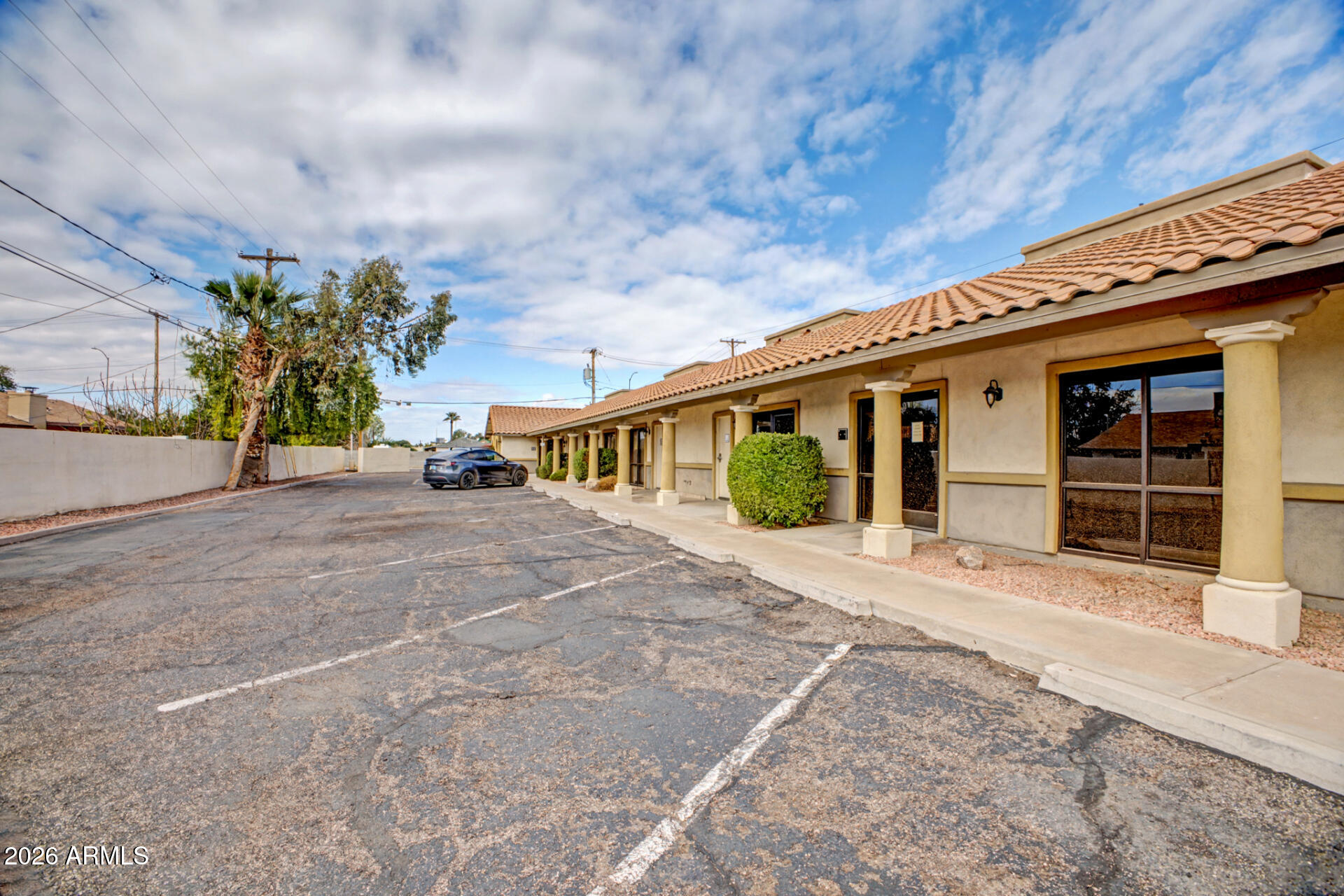 BOND ACRES - Commercial Sale