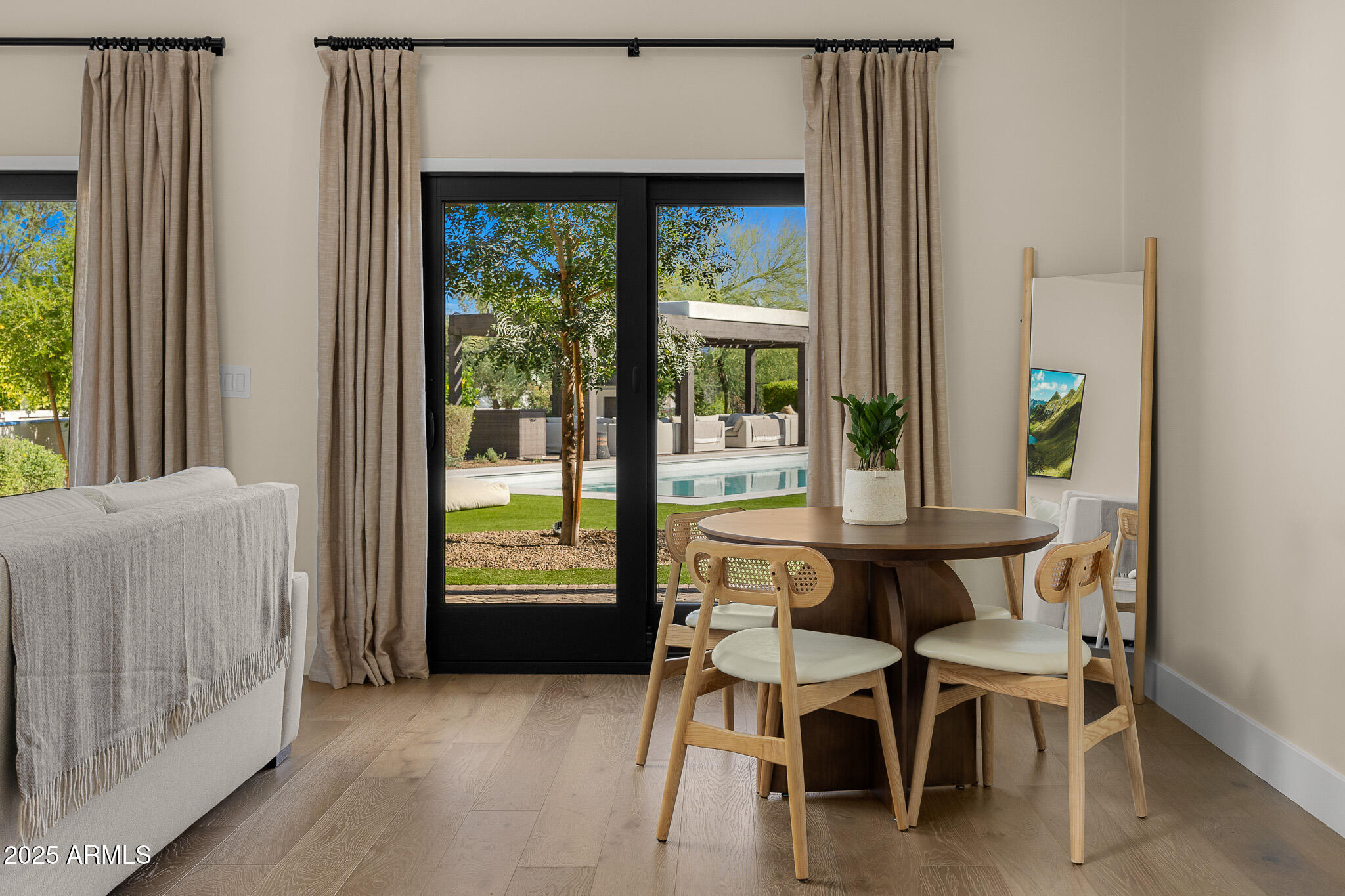 FINISTERRE - Residential