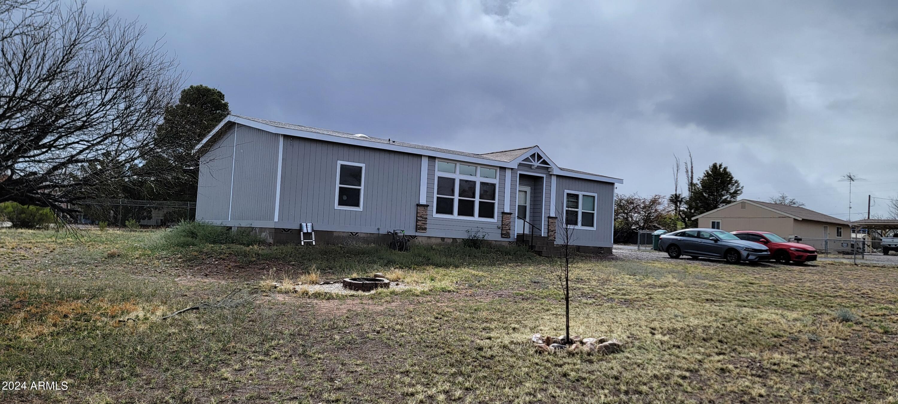 MOUNTAIN MESAS EAST - Residential