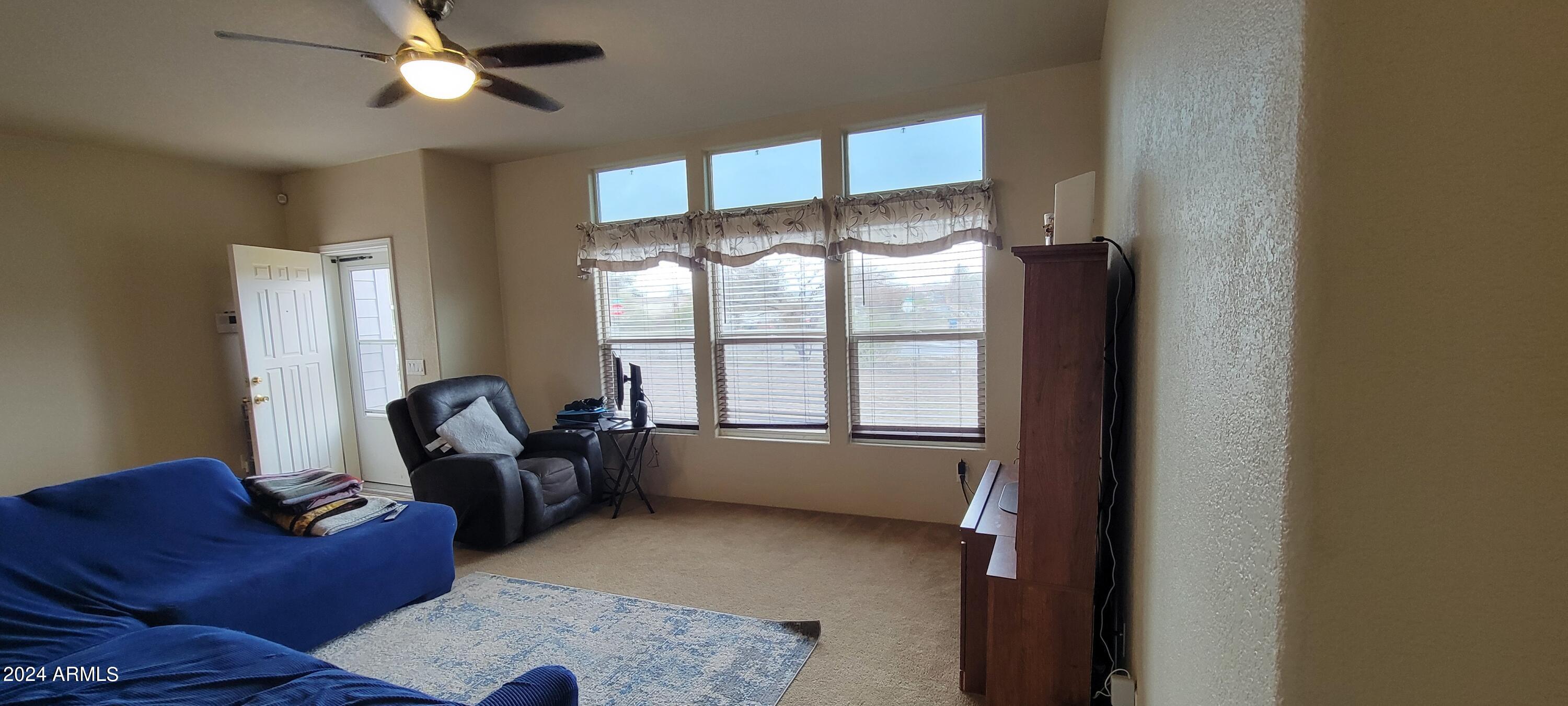 MOUNTAIN MESAS EAST - Residential