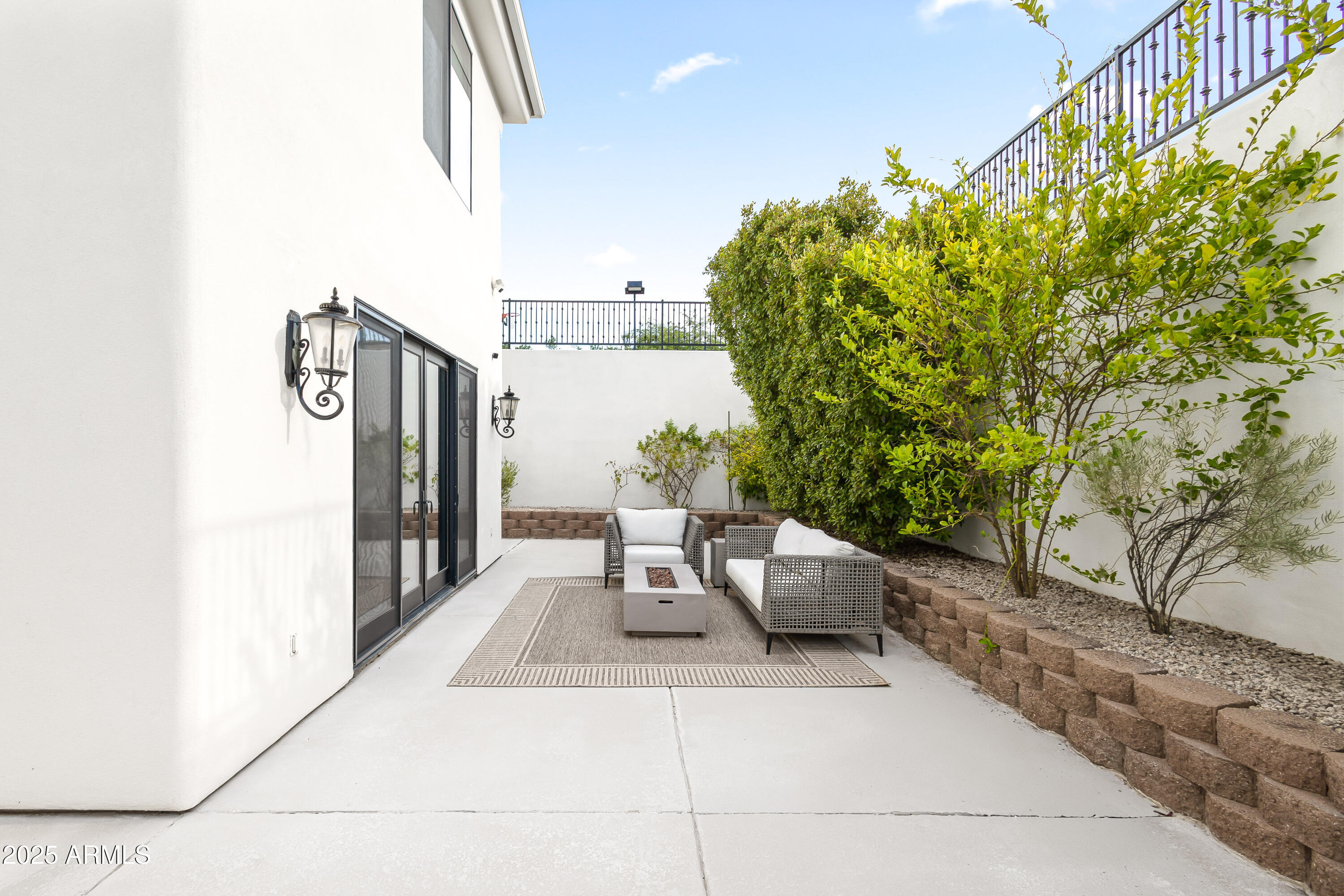 MAN ACRES - Residential