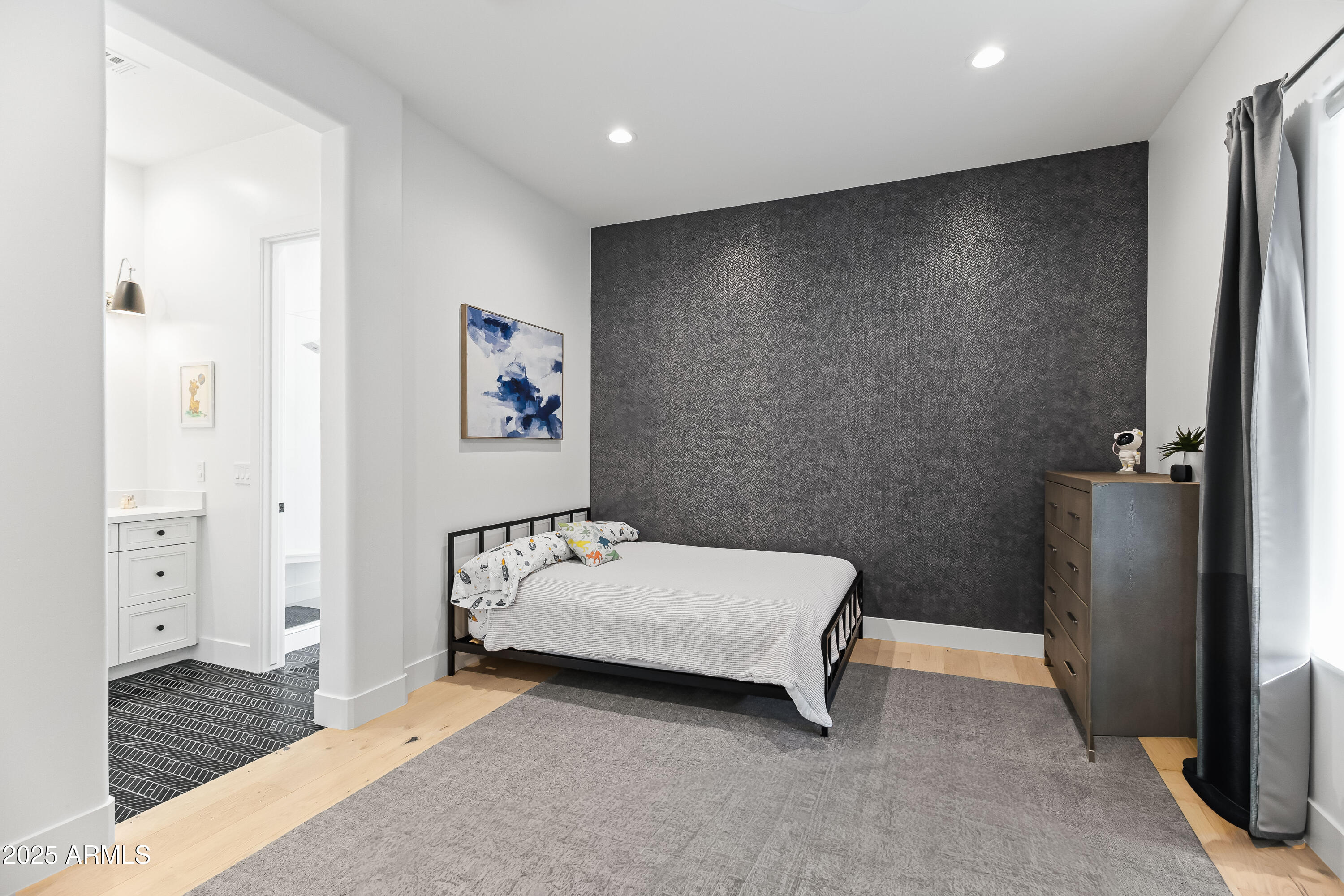 MAN ACRES - Residential