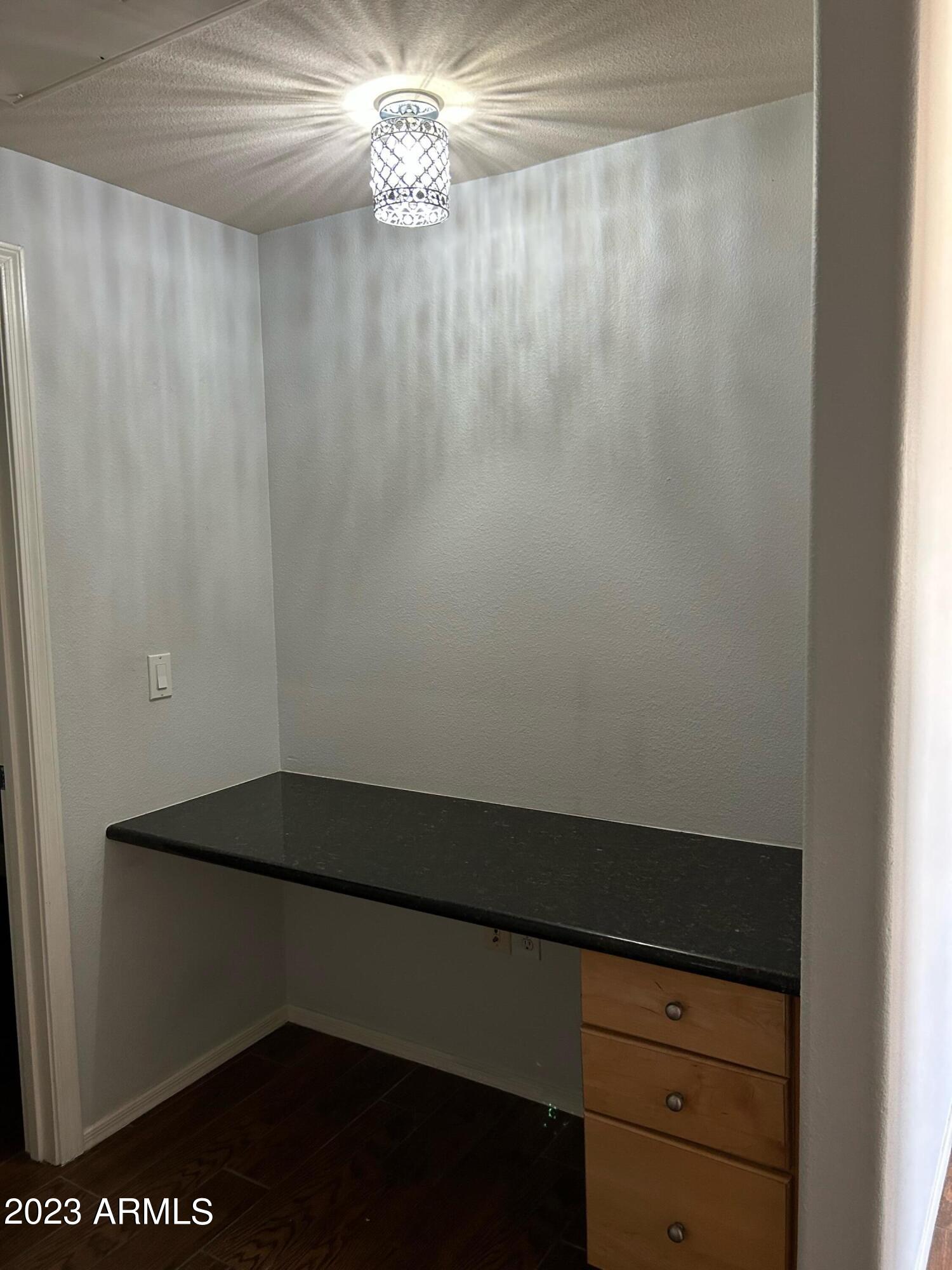 VENU AT GRAYHAWK CONDOMINIUM - Residential Lease