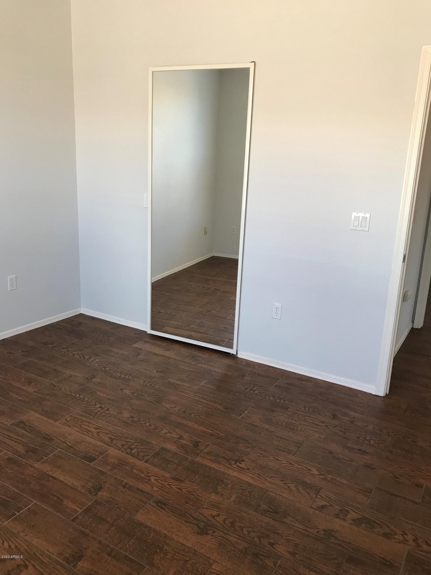 VENU AT GRAYHAWK CONDOMINIUM - Residential Lease