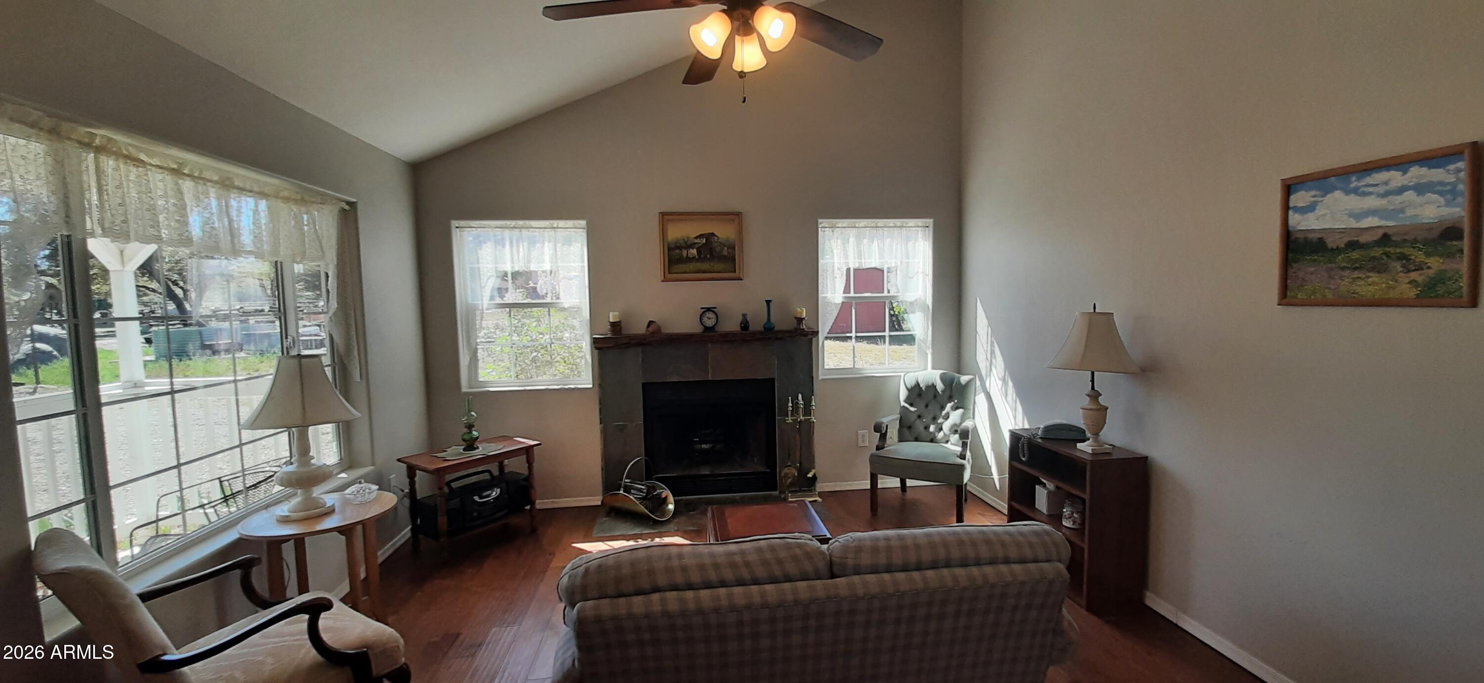 GLEN ILAH EXTENSION UNIT 2 - Residential