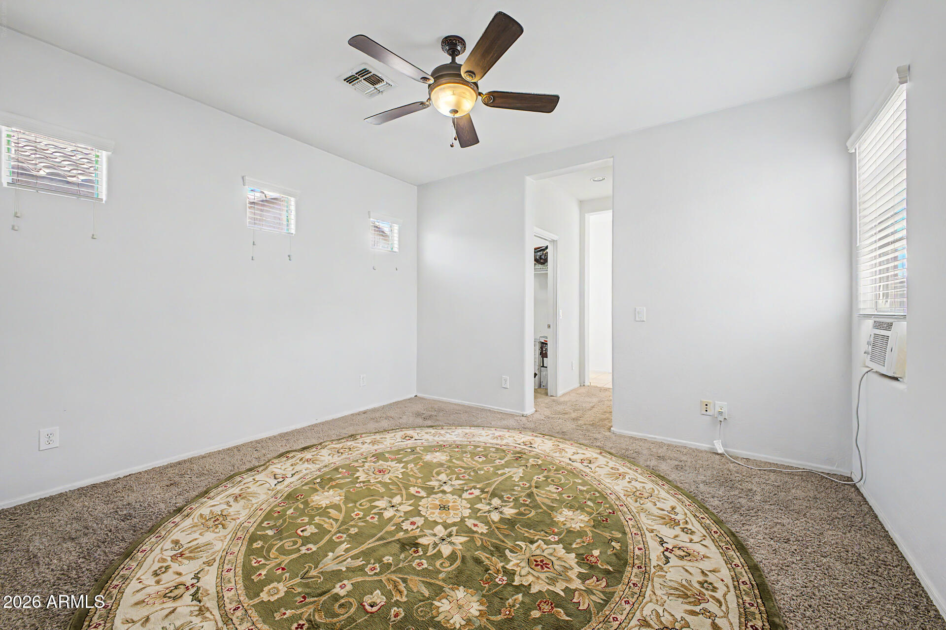 VINSANTO - Residential Lease
