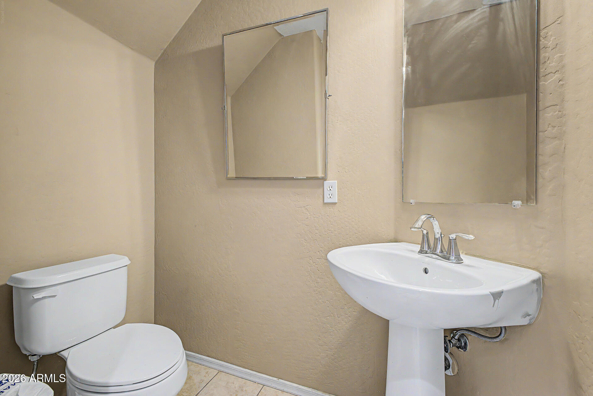 VINSANTO - Residential Lease