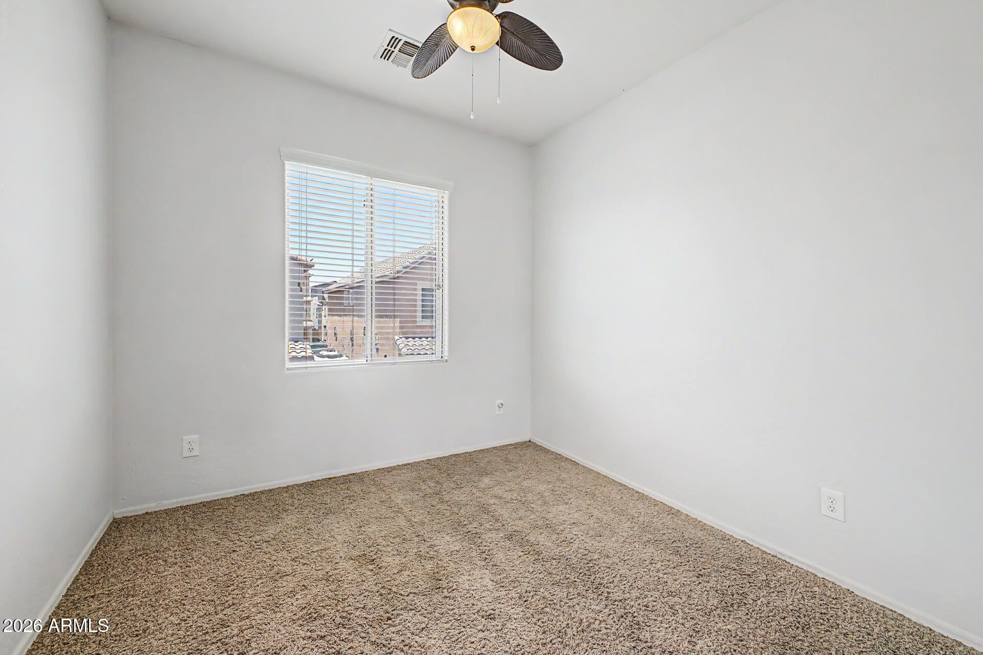 VINSANTO - Residential Lease