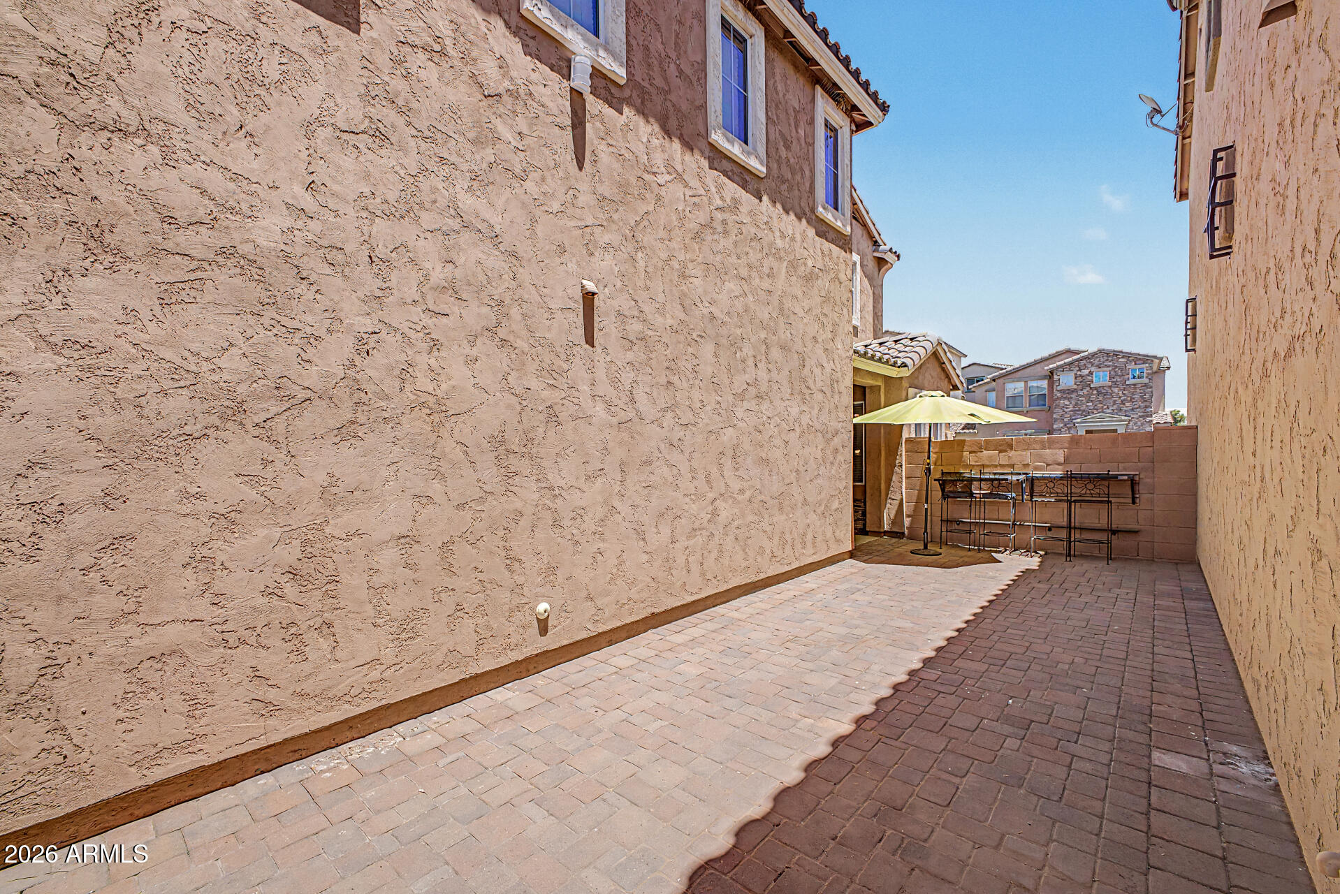 VINSANTO - Residential Lease