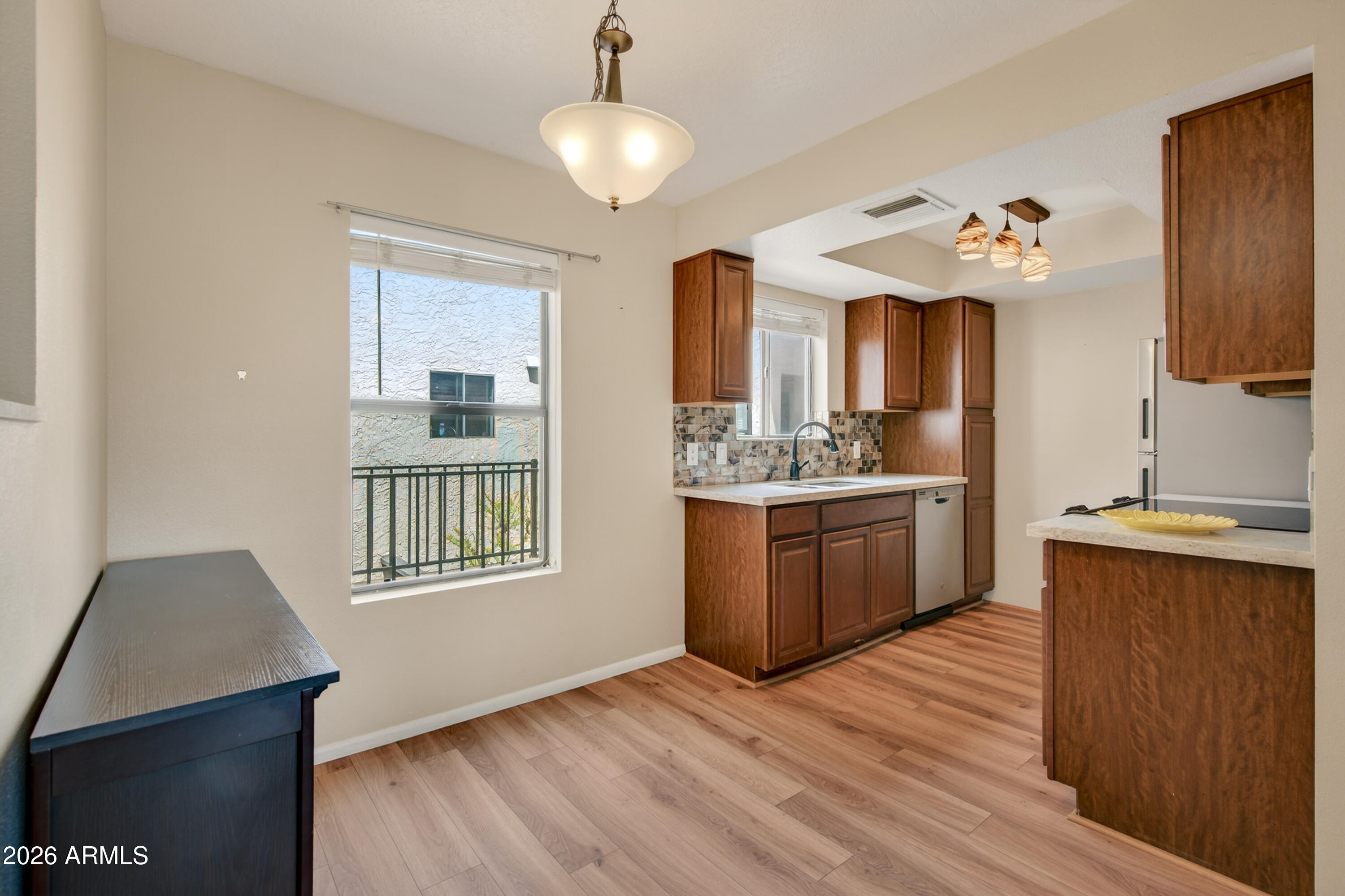 OAK CREEK ESTADOS - Residential
