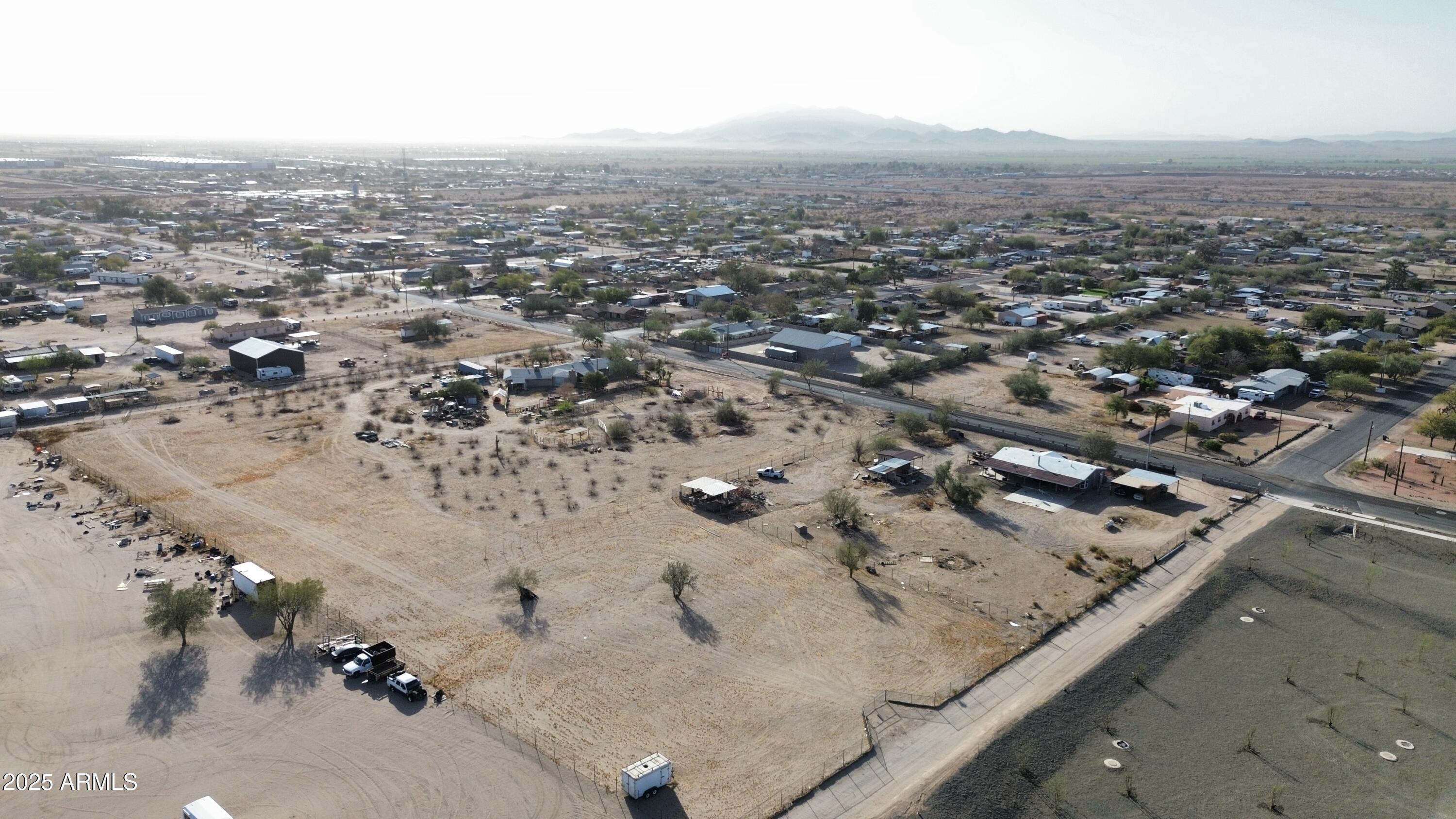 VALENCIA HEIGHTS - Land