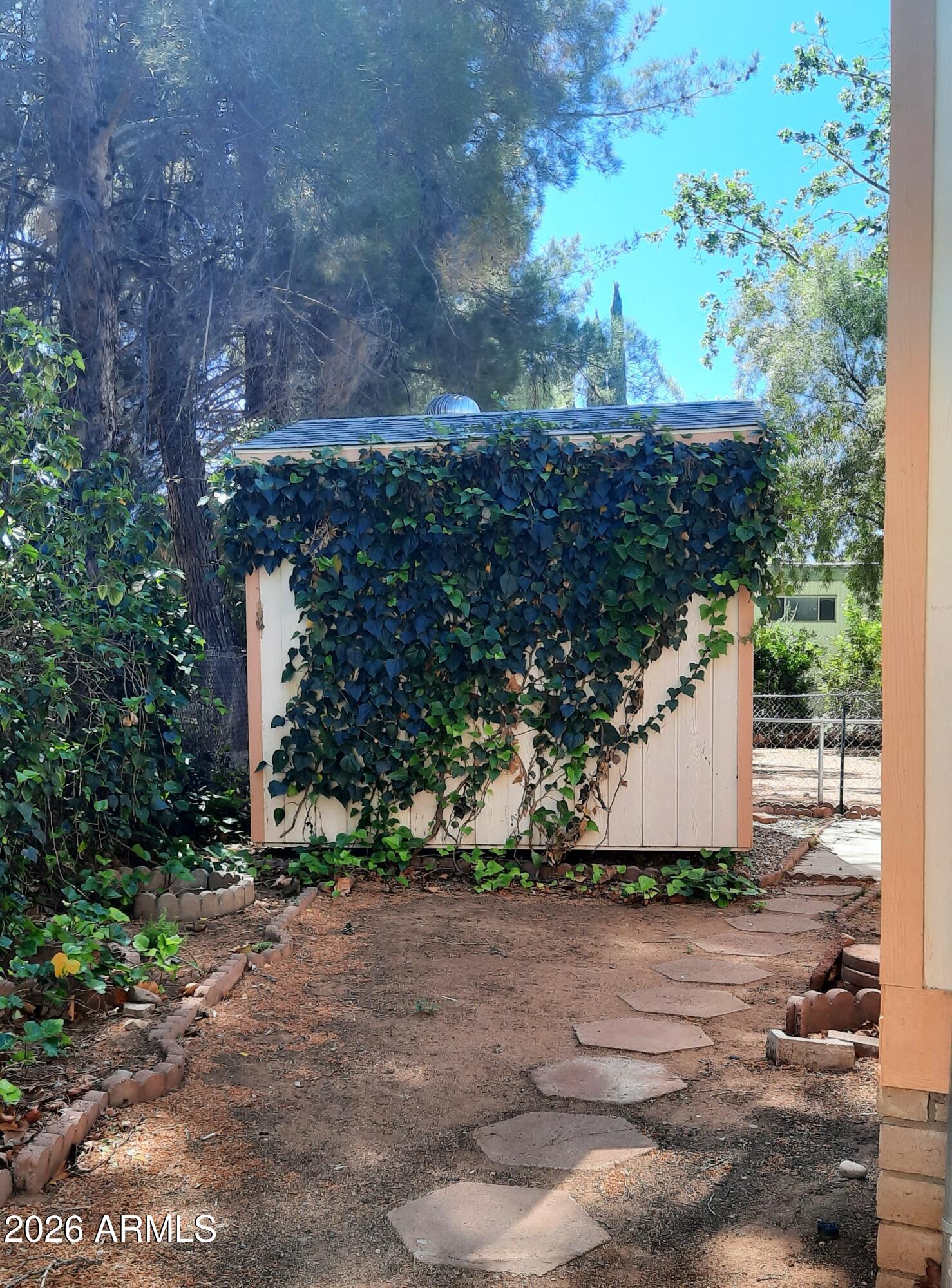 Thunderbird RV & Mobile Home Park - Residential