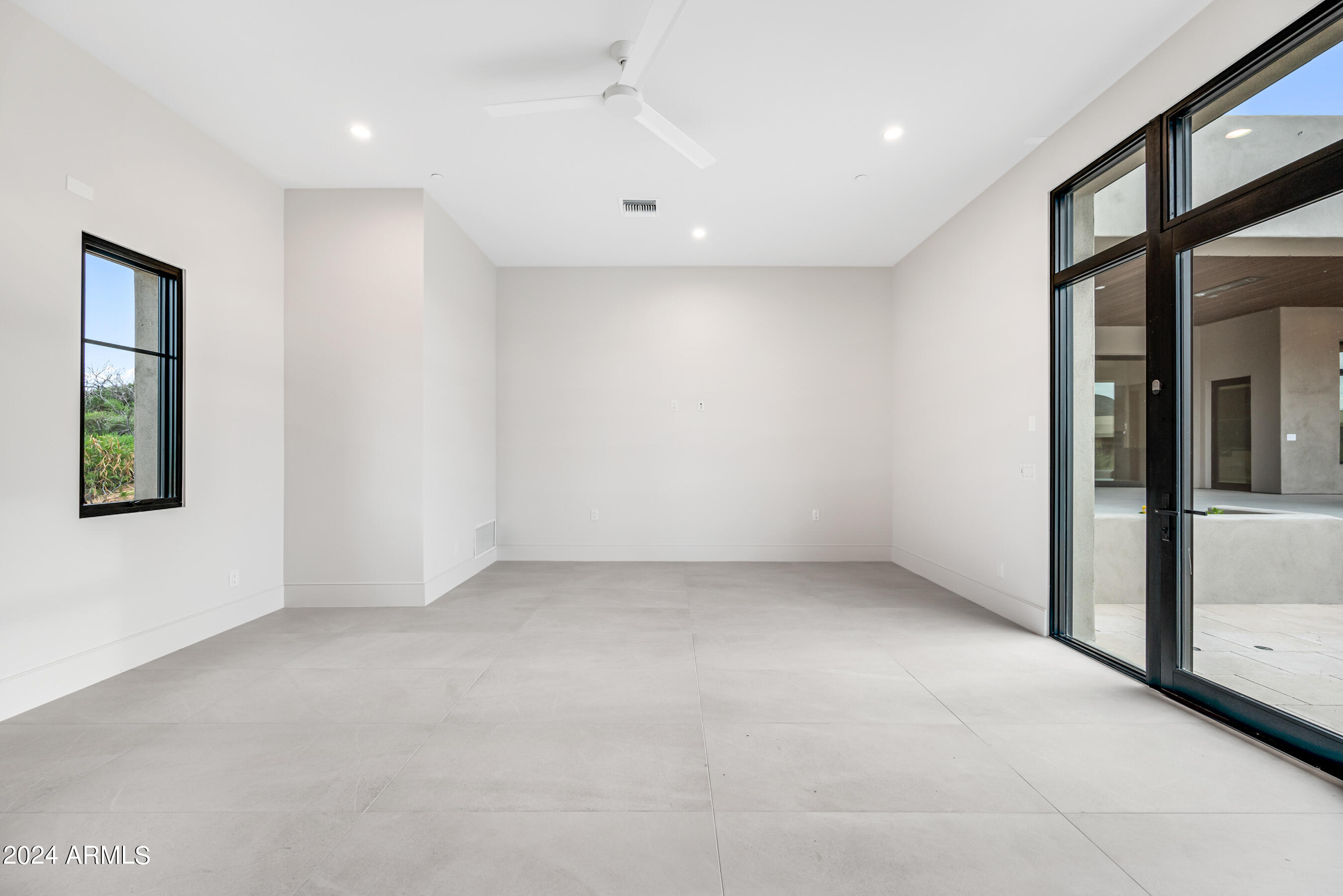 DESERT MOUNTAIN PHASE 2 UNIT 7 LT 1-42 44-76 A-E - Residential