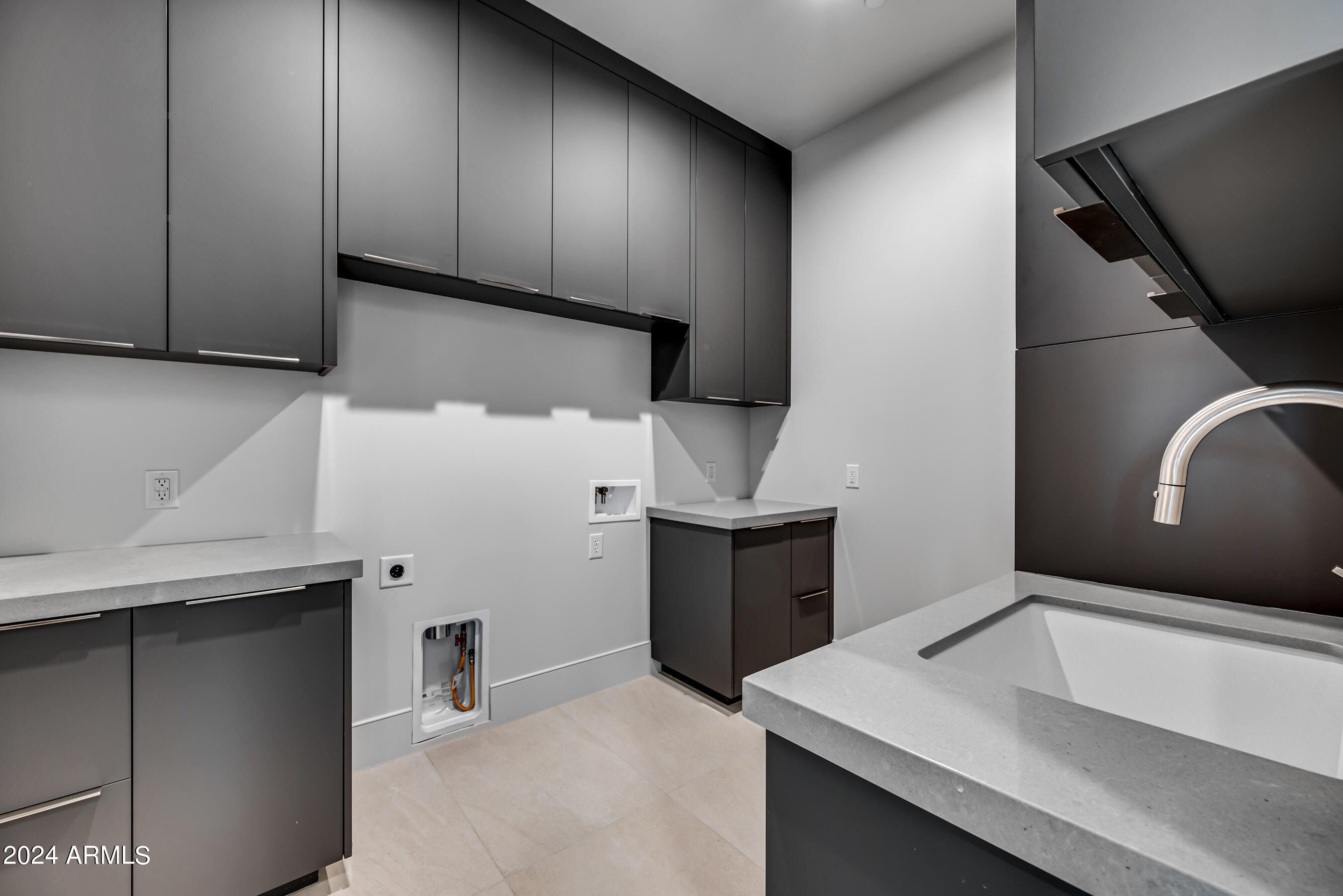 DESERT MOUNTAIN PHASE 2 UNIT 7 LT 1-42 44-76 A-E - Residential