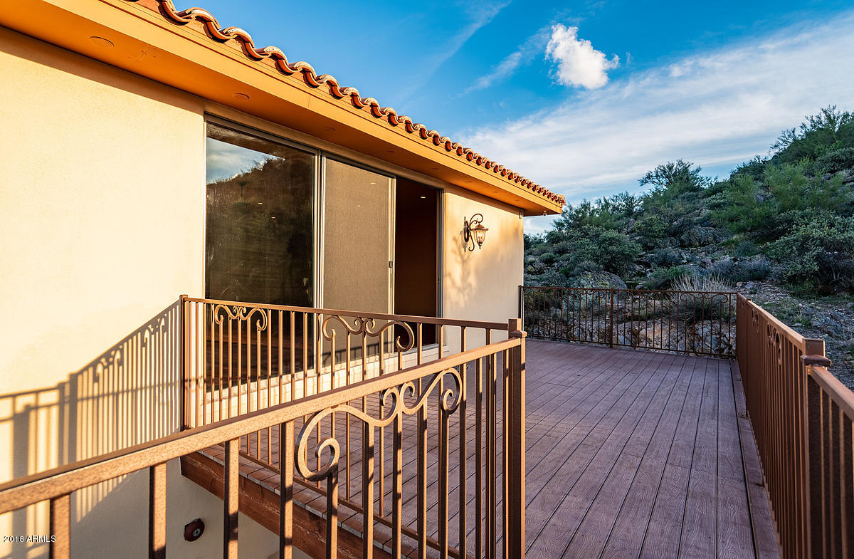 TOP OF THE MOUNTAIN
SEVEN SISTERS - Residential
