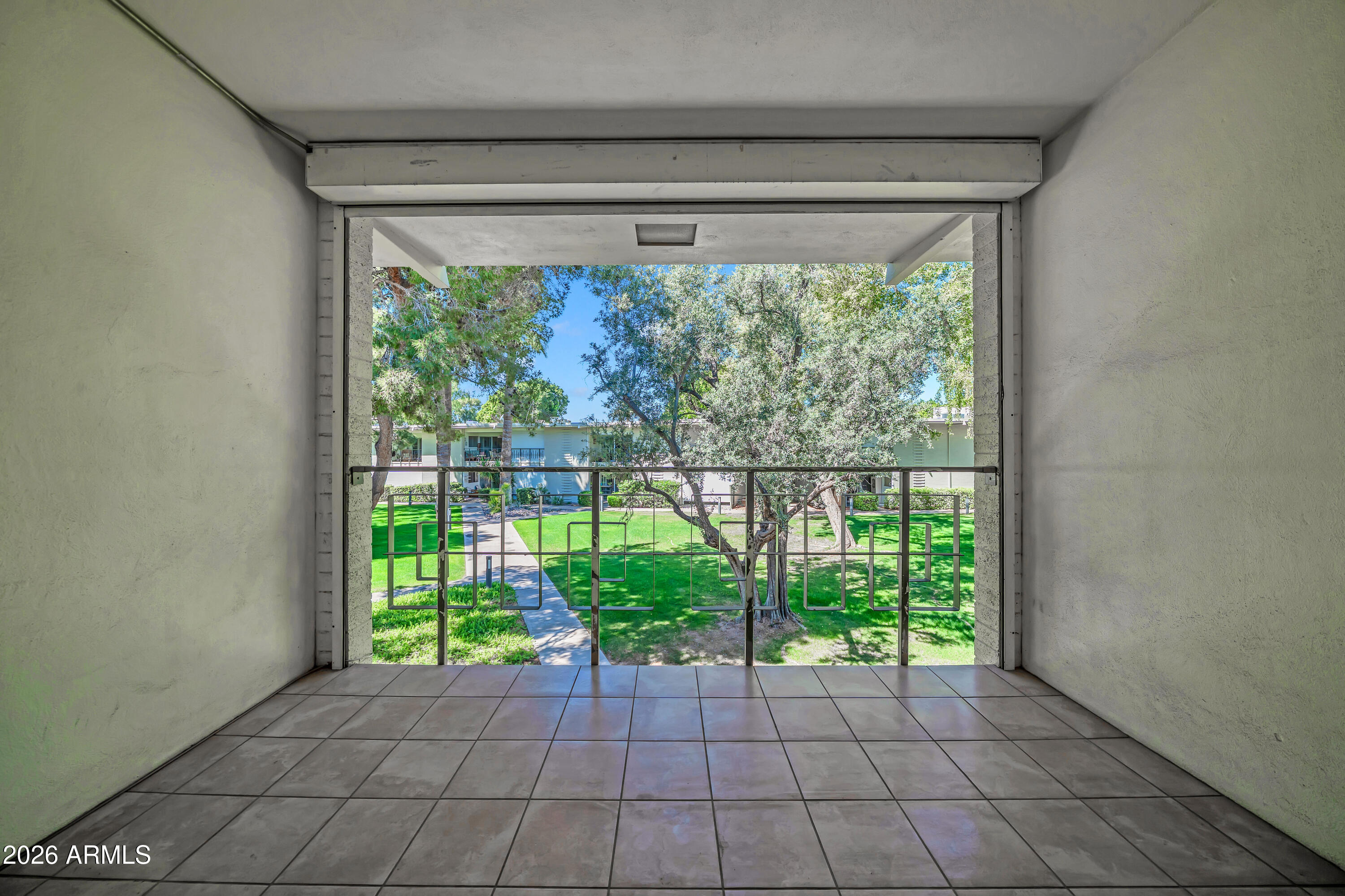 SCOTTSDALE CONDOMINIUMS AMD - Residential