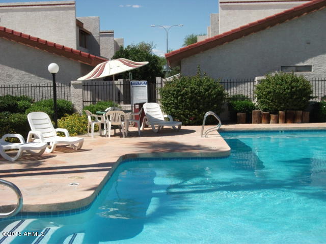 FOUNTAIN SHADOWS UNIT 2 - Residential
