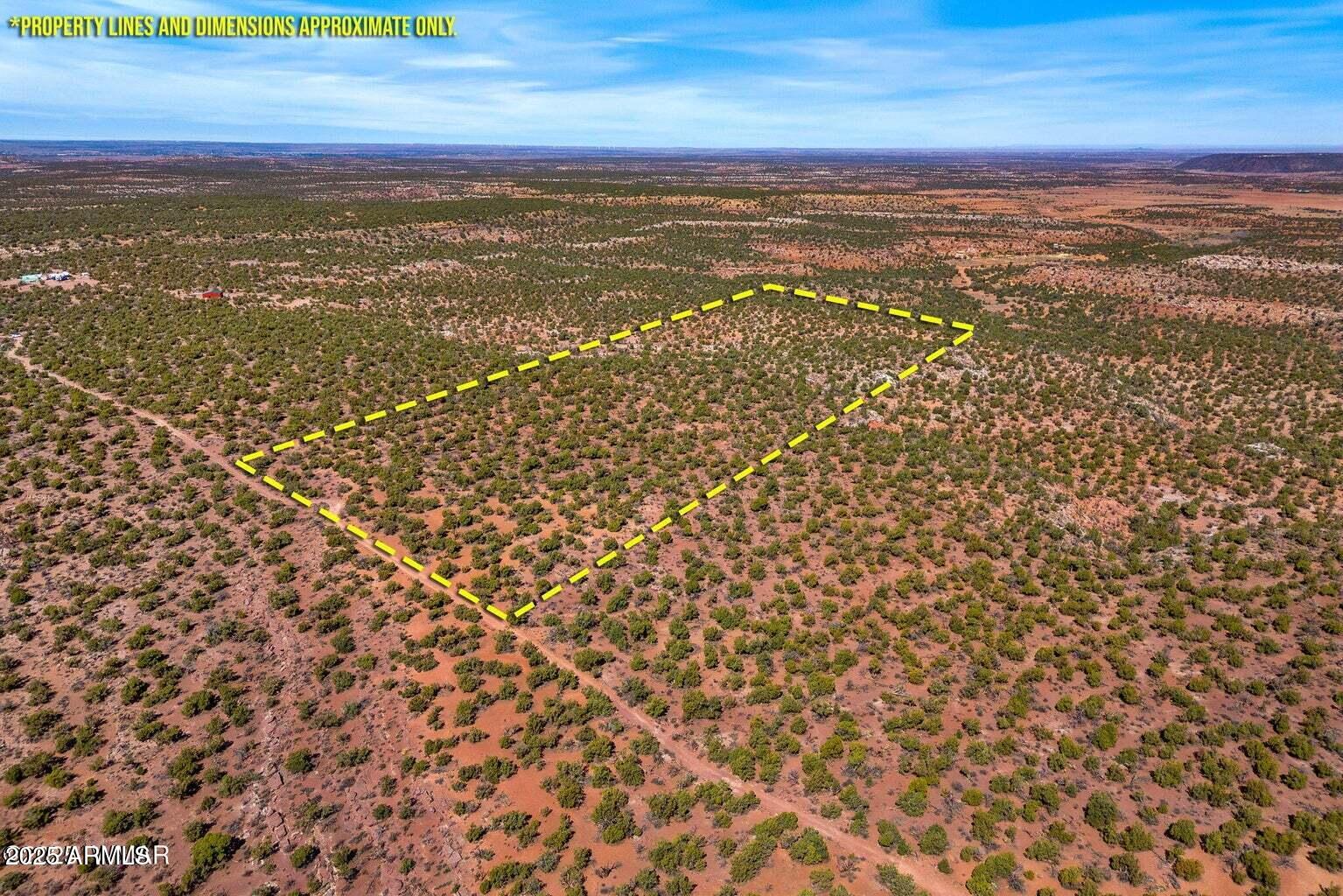 Just north of White Mountain Lakes, this stunning property offers the perfect spot to build your ultimate getaway. Whether you're dreaming of homesteading, creating your forever home, building a cozy cabin, or simply owning a peaceful retreat to escape it all, this land has it all. With 40 acres to make your own, this lot provides breathtaking views of the surrounding landscape. The area also offers plenty of local resources to help bring your off-grid vision to life. Don't miss the chance to own this incredible slice of remote Northern Arizona!