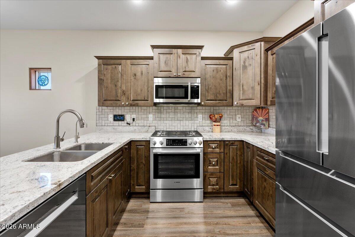 CROSSROADS AT MINGUS - Residential