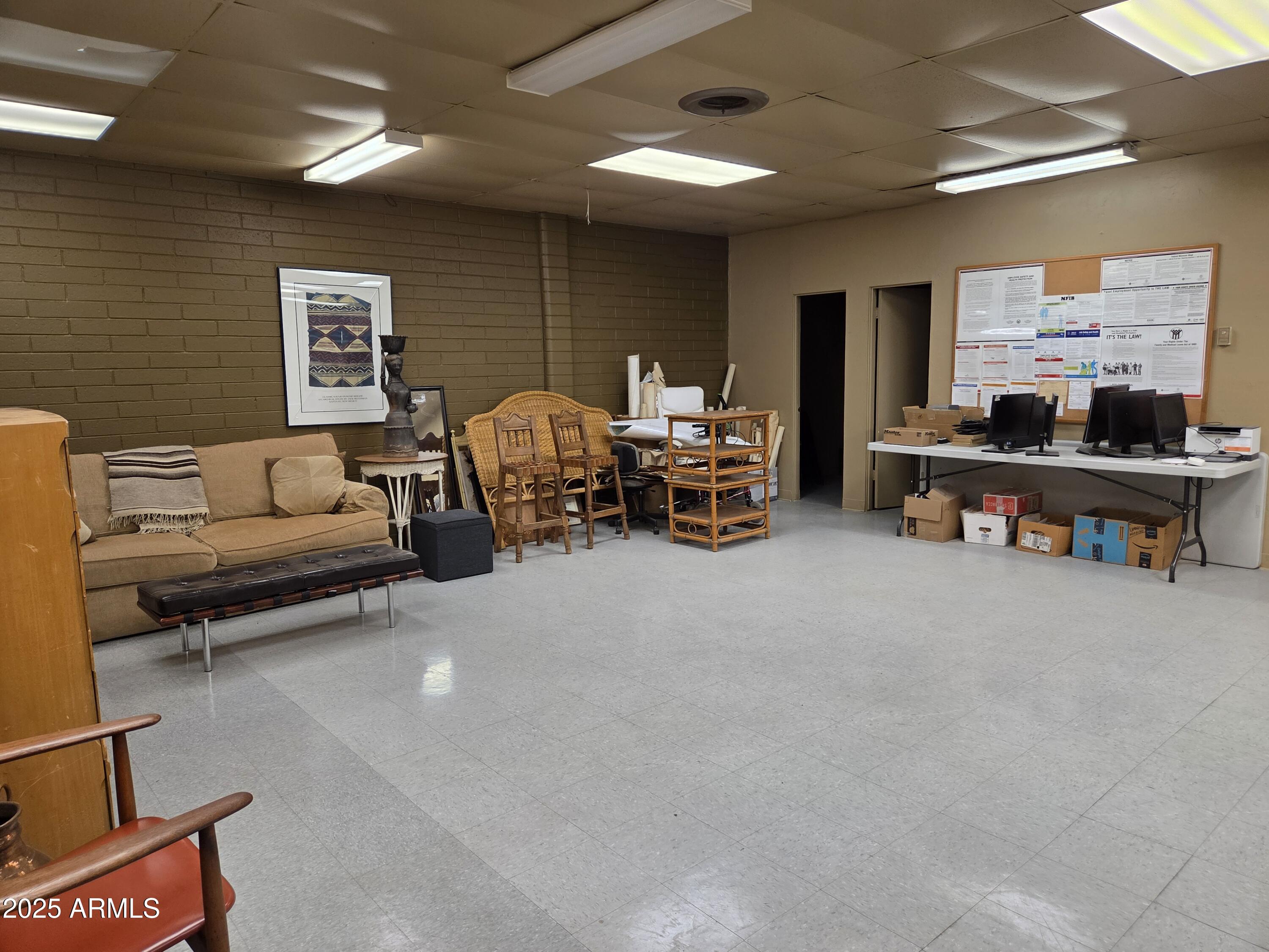 HEDBERG TOWNSITE - Commercial Sale