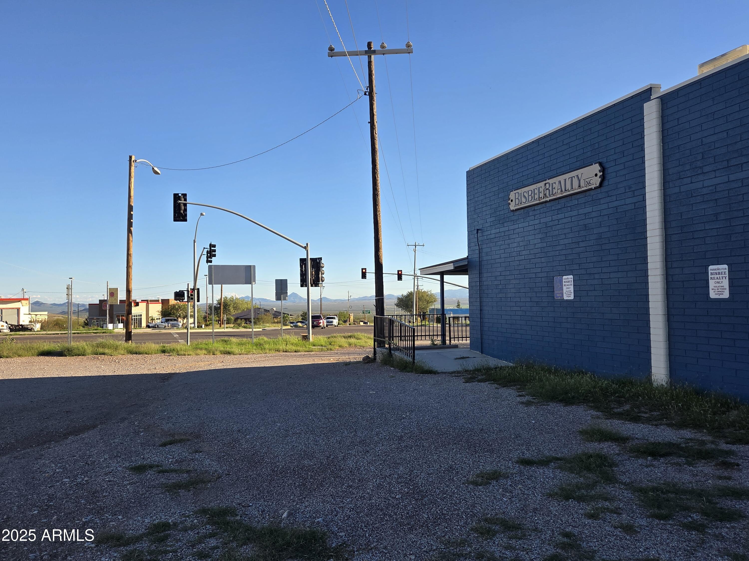 HEDBERG TOWNSITE - Commercial Sale